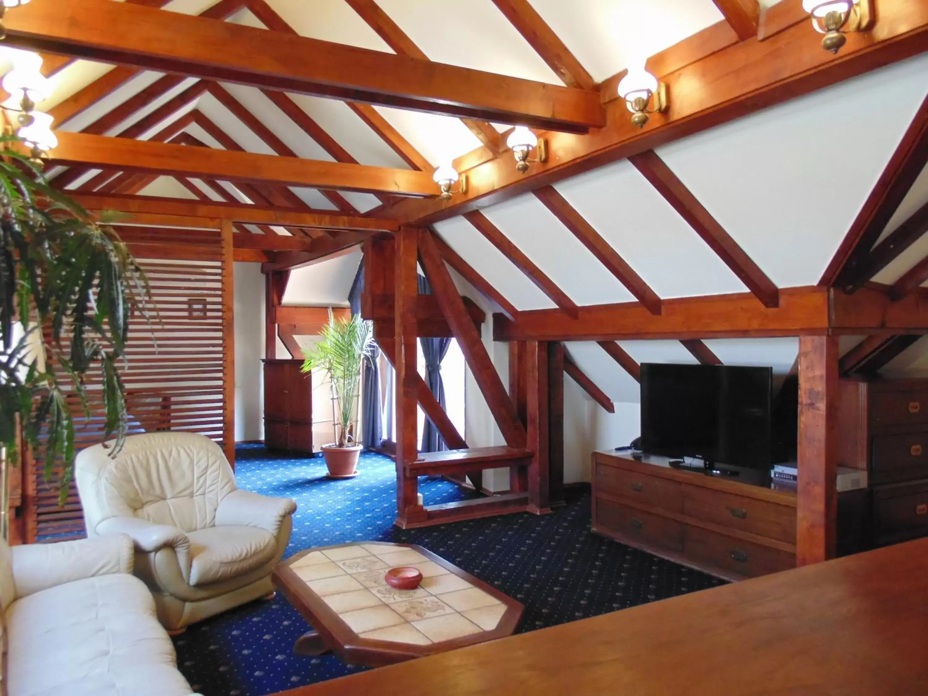 Suite (4 Adults) in Curtea Brasoveana Suite (4 Adults) in Curtea Brasoveana