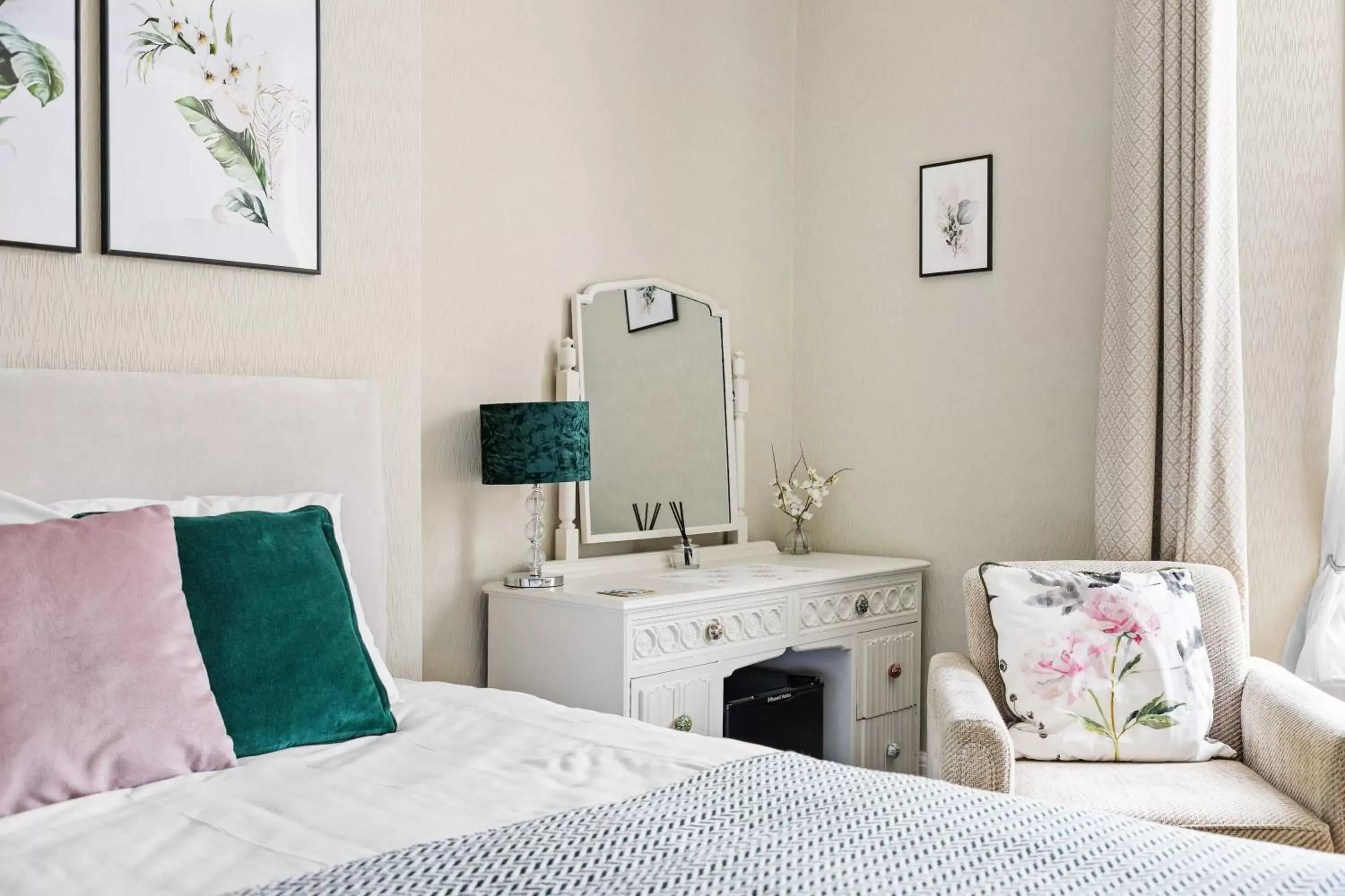 Standard Family Room in The Netley Standard Family Room in The Netley