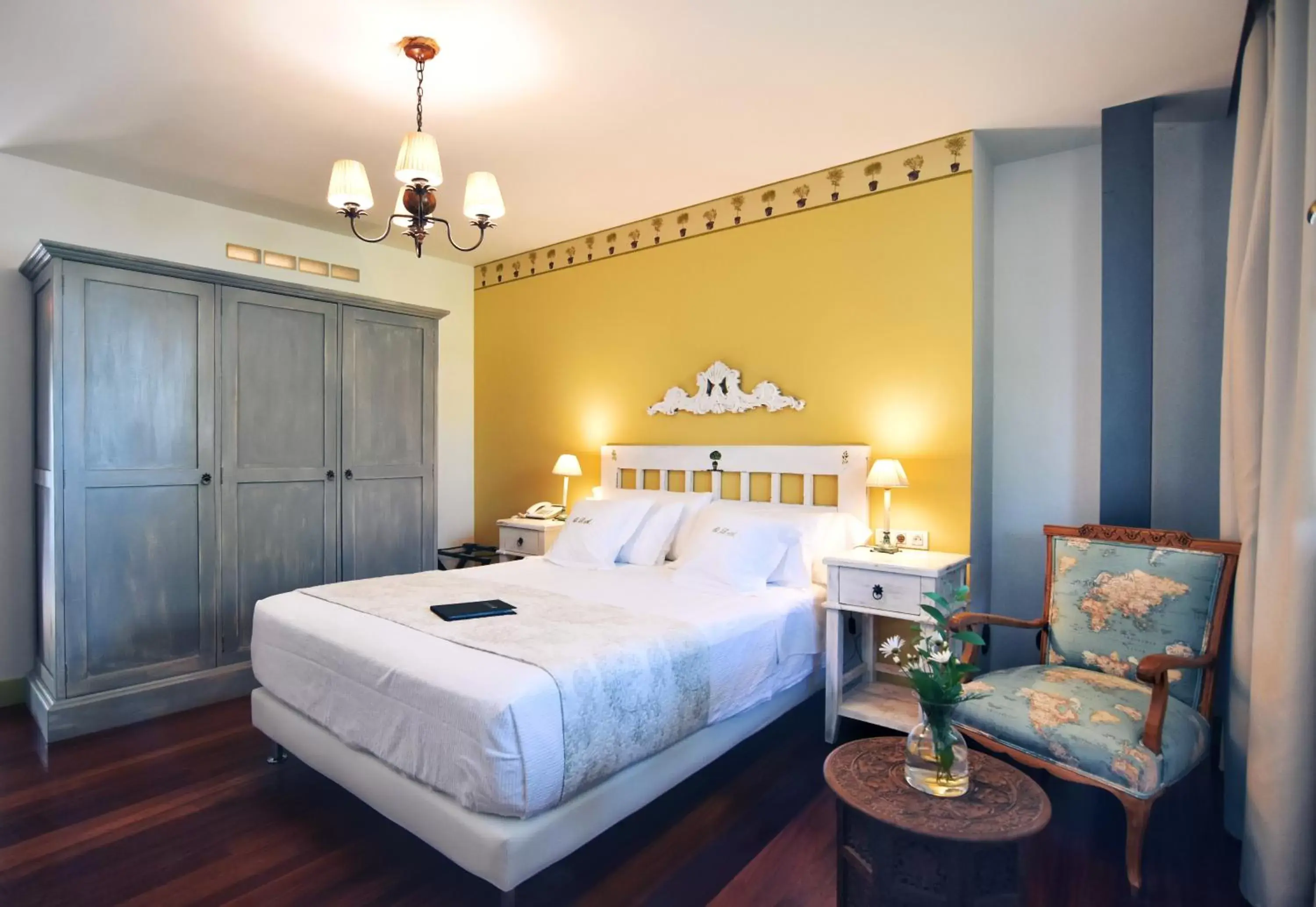 Superior Double Room with Garden View in Quinta de San Amaro Rias Baixas Superior Double Room with Garden View in Quinta de San Amaro Rias Baixas