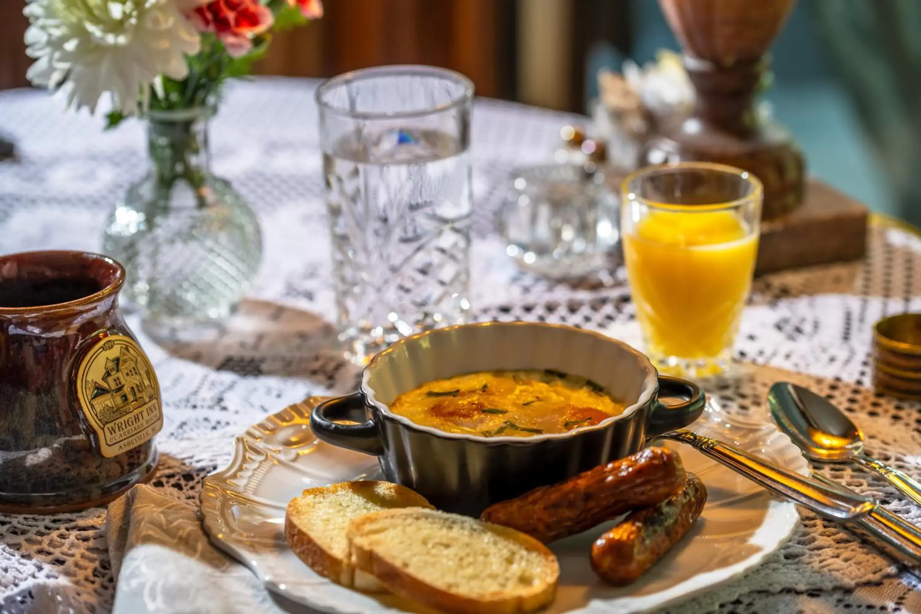 Bosse Bryan Room in The 1899 Wright Inn & Carriage House Bosse Bryan Room in The 1899 Wright Inn & Carriage House