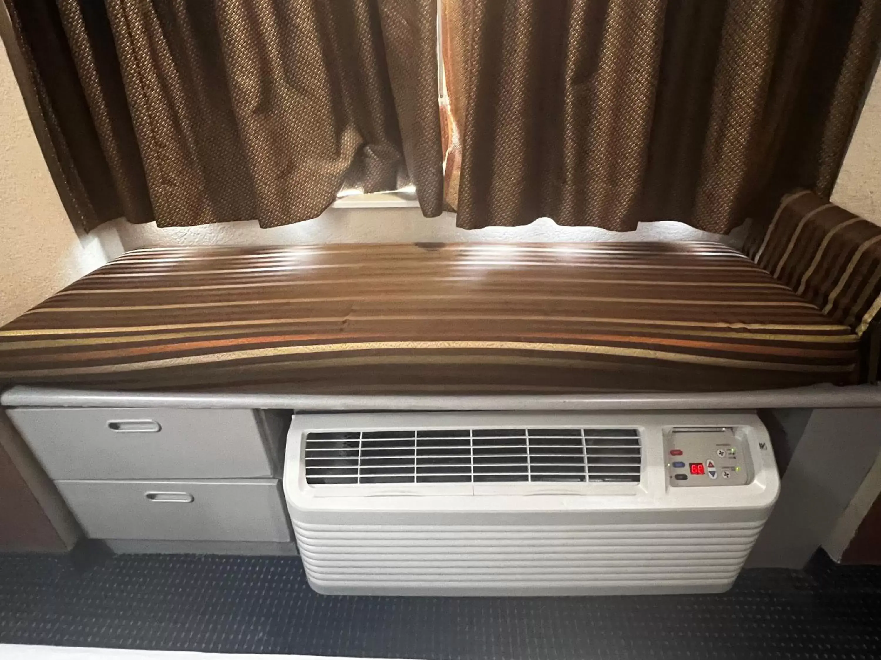 Queen Room with Two Queen Beds - Non-Smoking in Microtel Inn & Suites by Wyndham Houston/Webster/Nasa/Clearlake Queen Room with Two Queen Beds - Non-Smoking in Microtel Inn & Suites by Wyndham Houston/Webster/Nasa/Clearlake