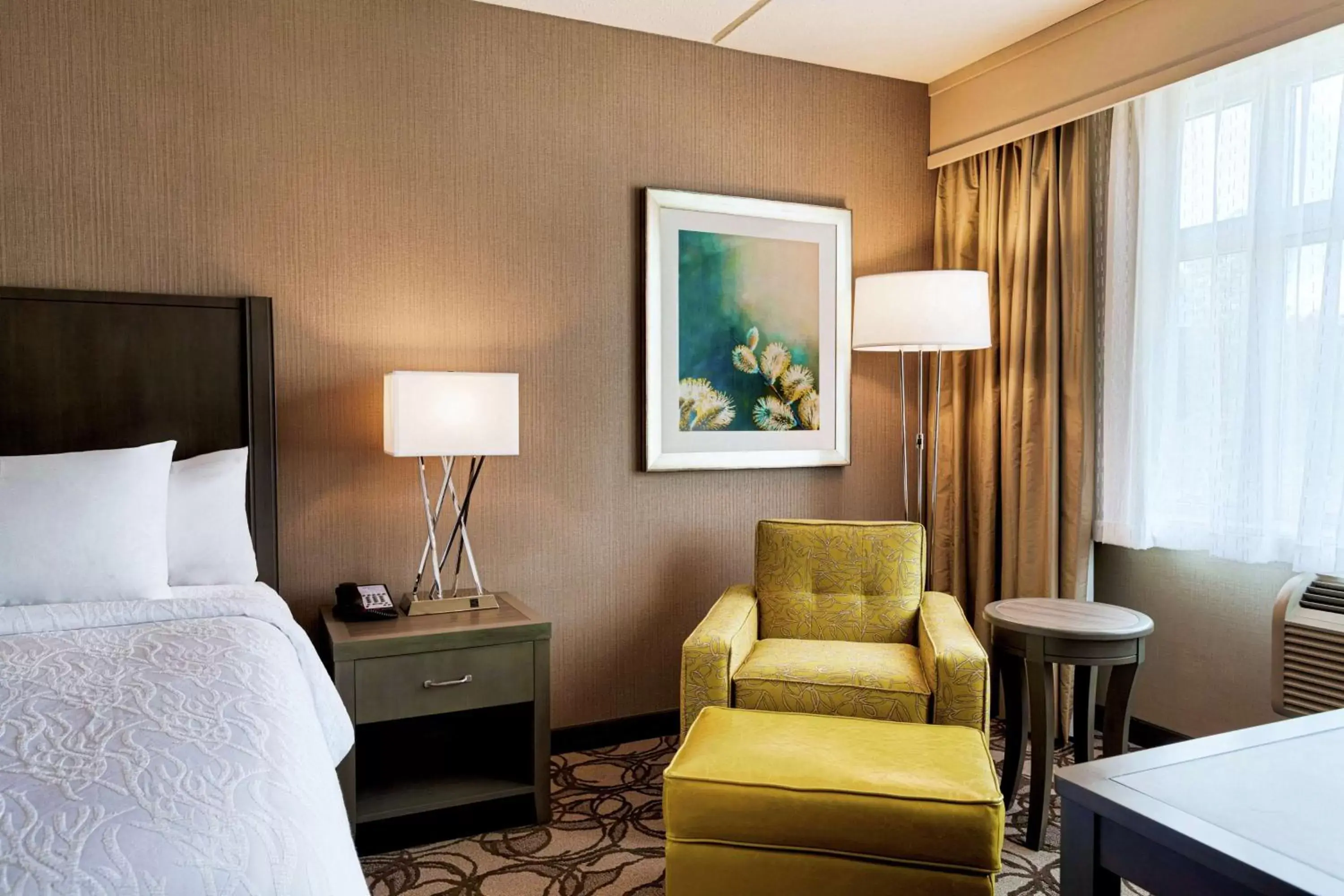 Premium King Room in Hilton Garden Inn Lenox Pittsfield Premium King Room in Hilton Garden Inn Lenox Pittsfield