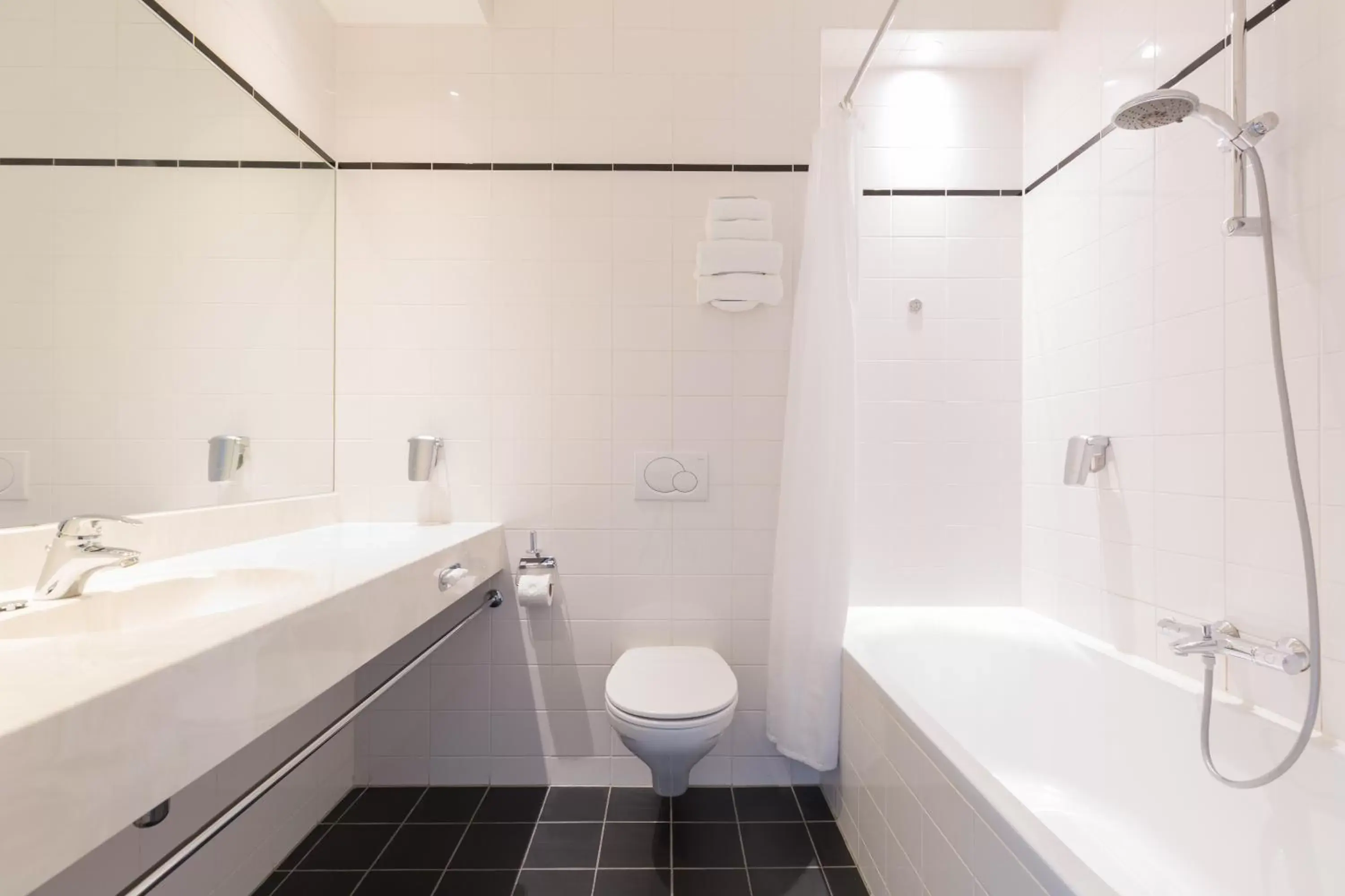 Deluxe Room in Amrâth Hotel Alkmaar Deluxe Room in Amrâth Hotel Alkmaar