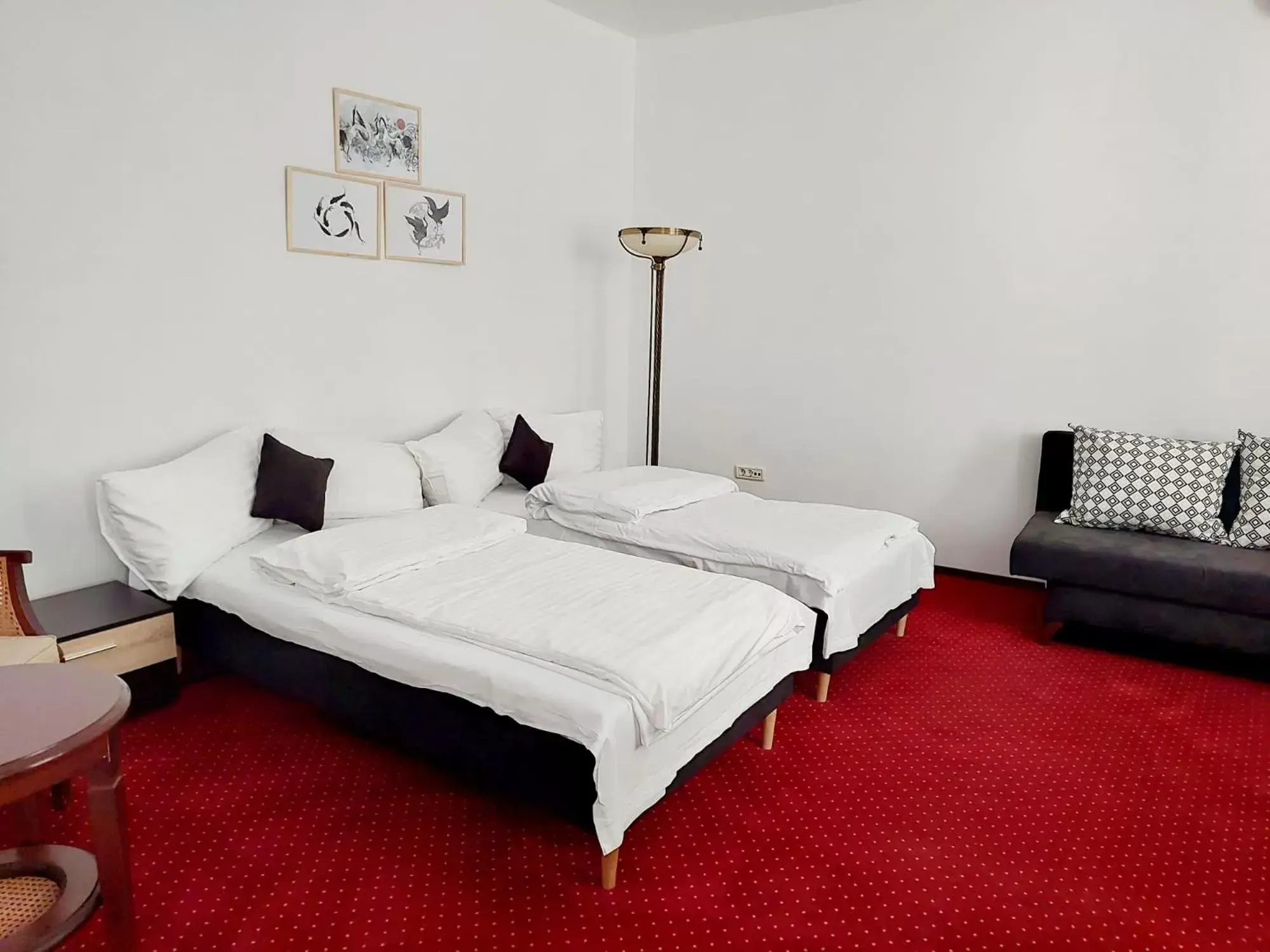 Twin Room Ground Floor in Atrium Hotel Ateneu City Center Twin Room Ground Floor in Atrium Hotel Ateneu City Center