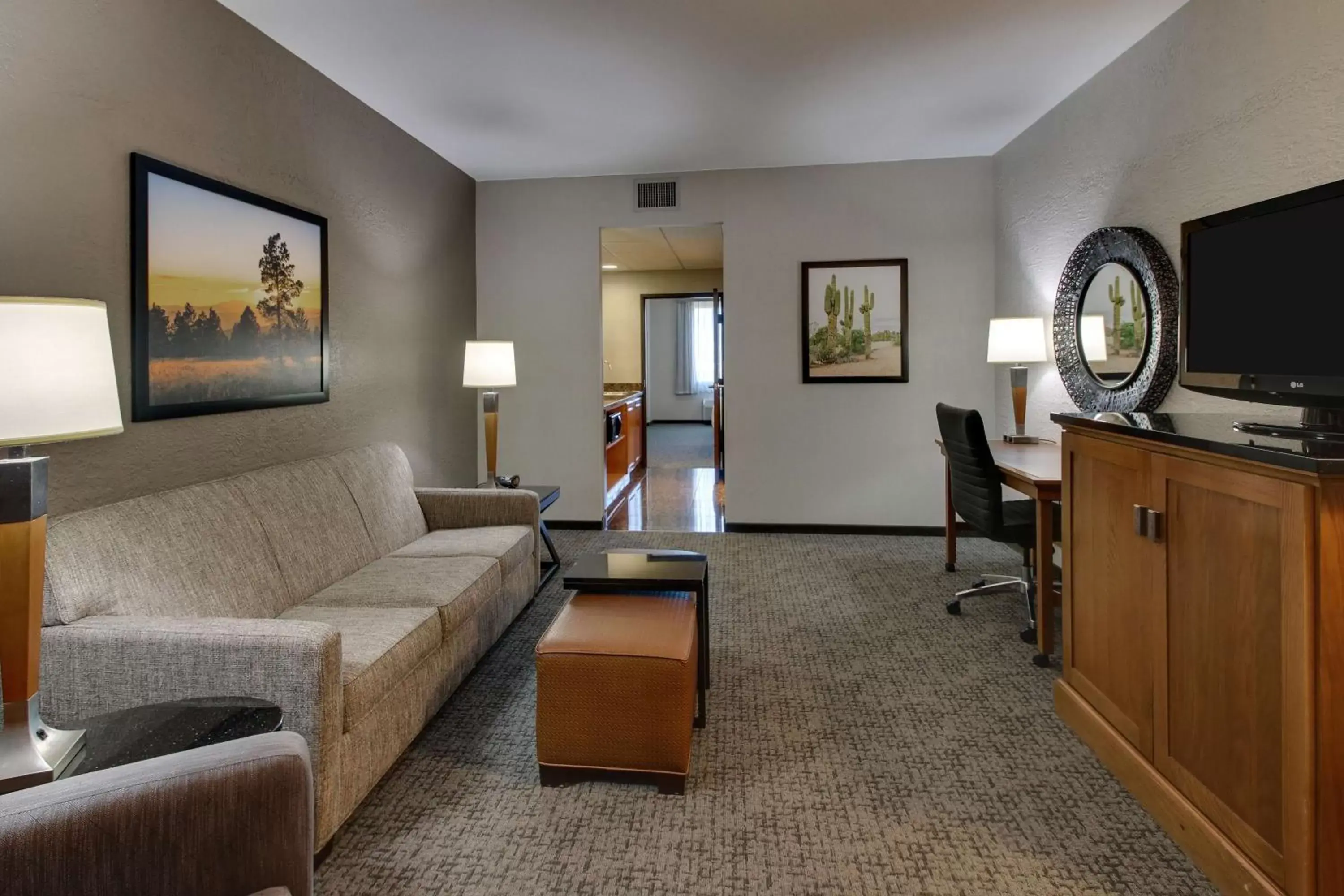 Superior Suite in Drury Inn & Suites Phoenix Happy Valley Superior Suite in Drury Inn & Suites Phoenix Happy Valley