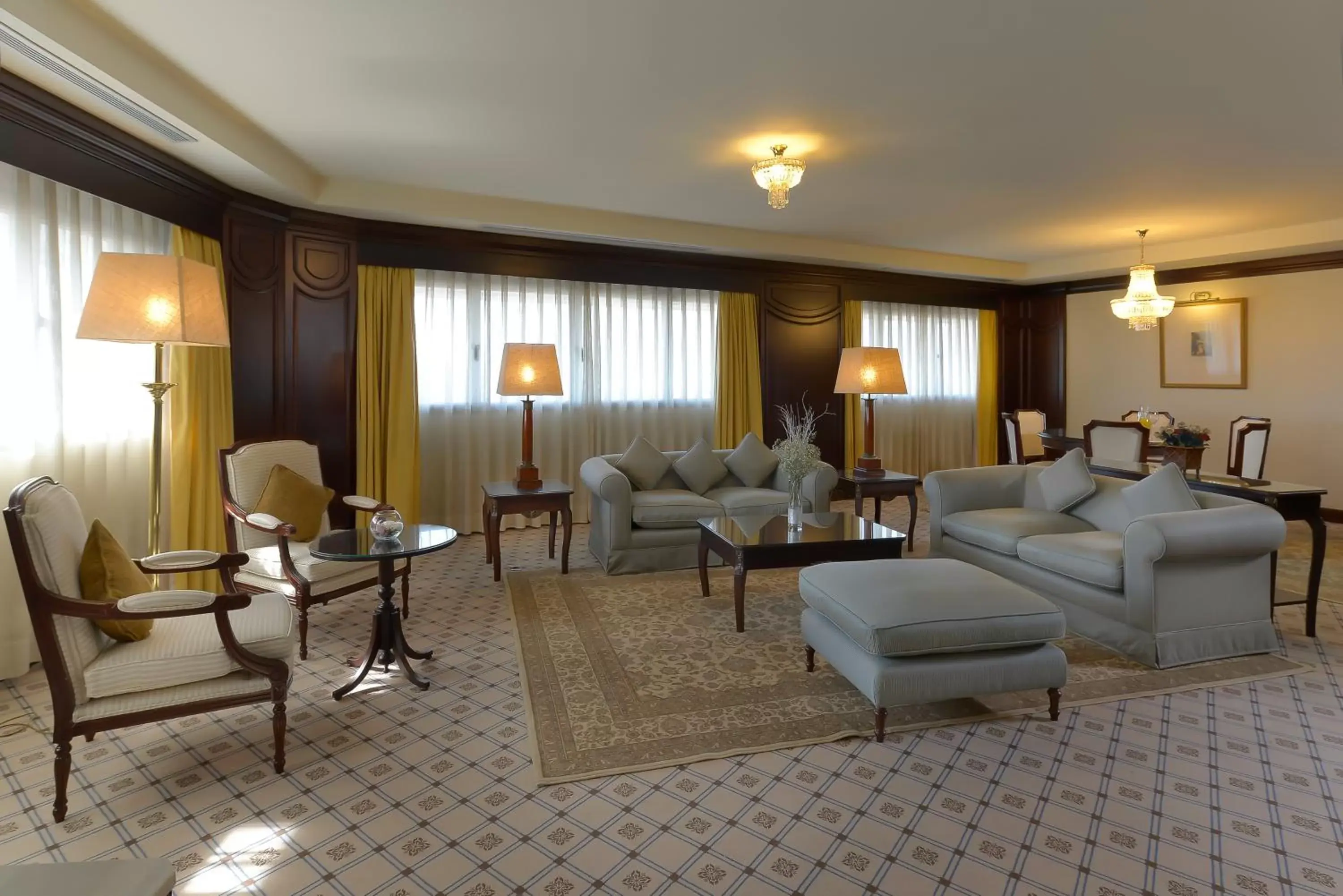 Grand Suite with Jacuzzi® in Hotel Cordoba Center Grand Suite with Jacuzzi® in Hotel Cordoba Center