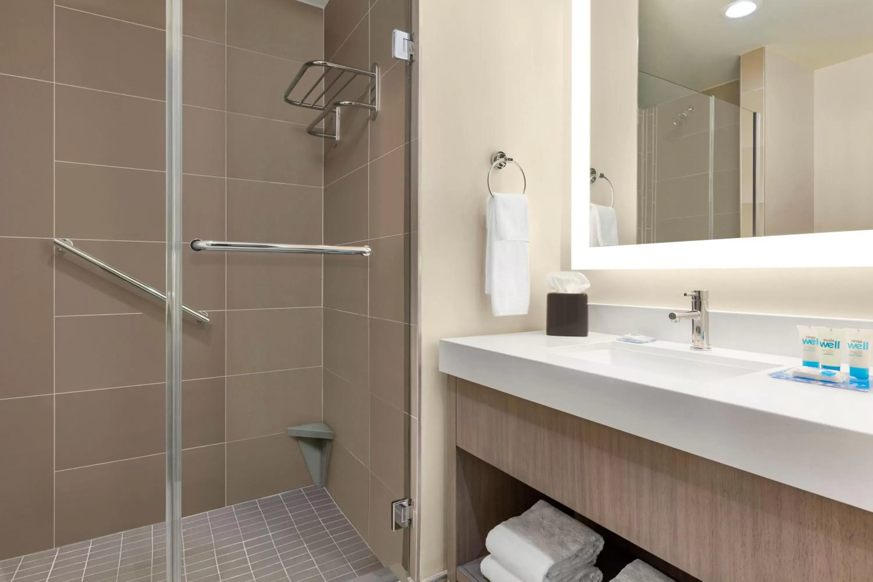 One Bedroom Kitchen Suite with Two Queen Beds and Sofa Bed in Hyatt House Bryan/College Station One Bedroom Kitchen Suite with Two Queen Beds and Sofa Bed in Hyatt House Bryan/College Station