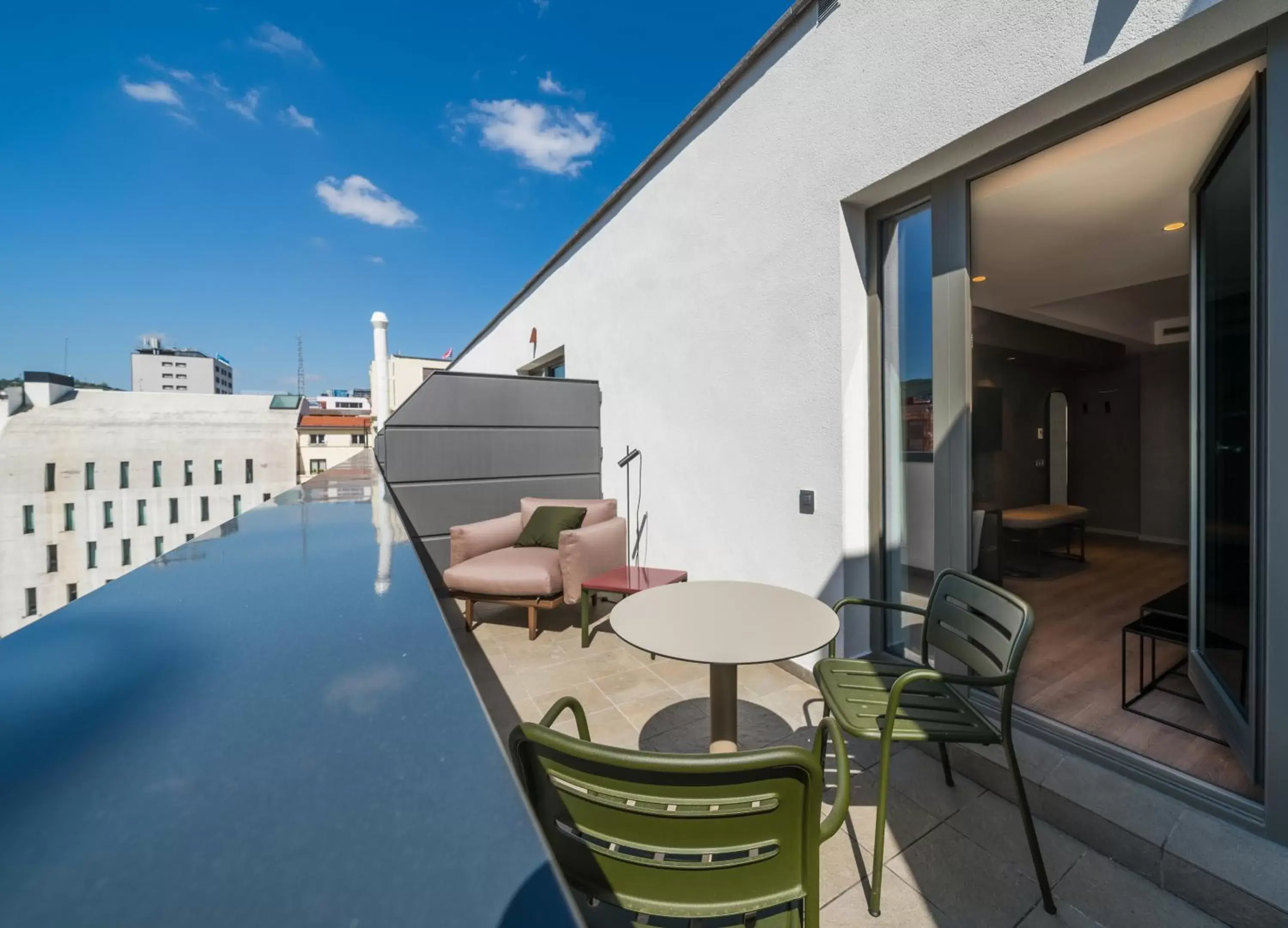 Deluxe Double or Twin Room with Terrace in Catalonia Gran Vía Bilbao Deluxe Double or Twin Room with Terrace in Catalonia Gran Vía Bilbao