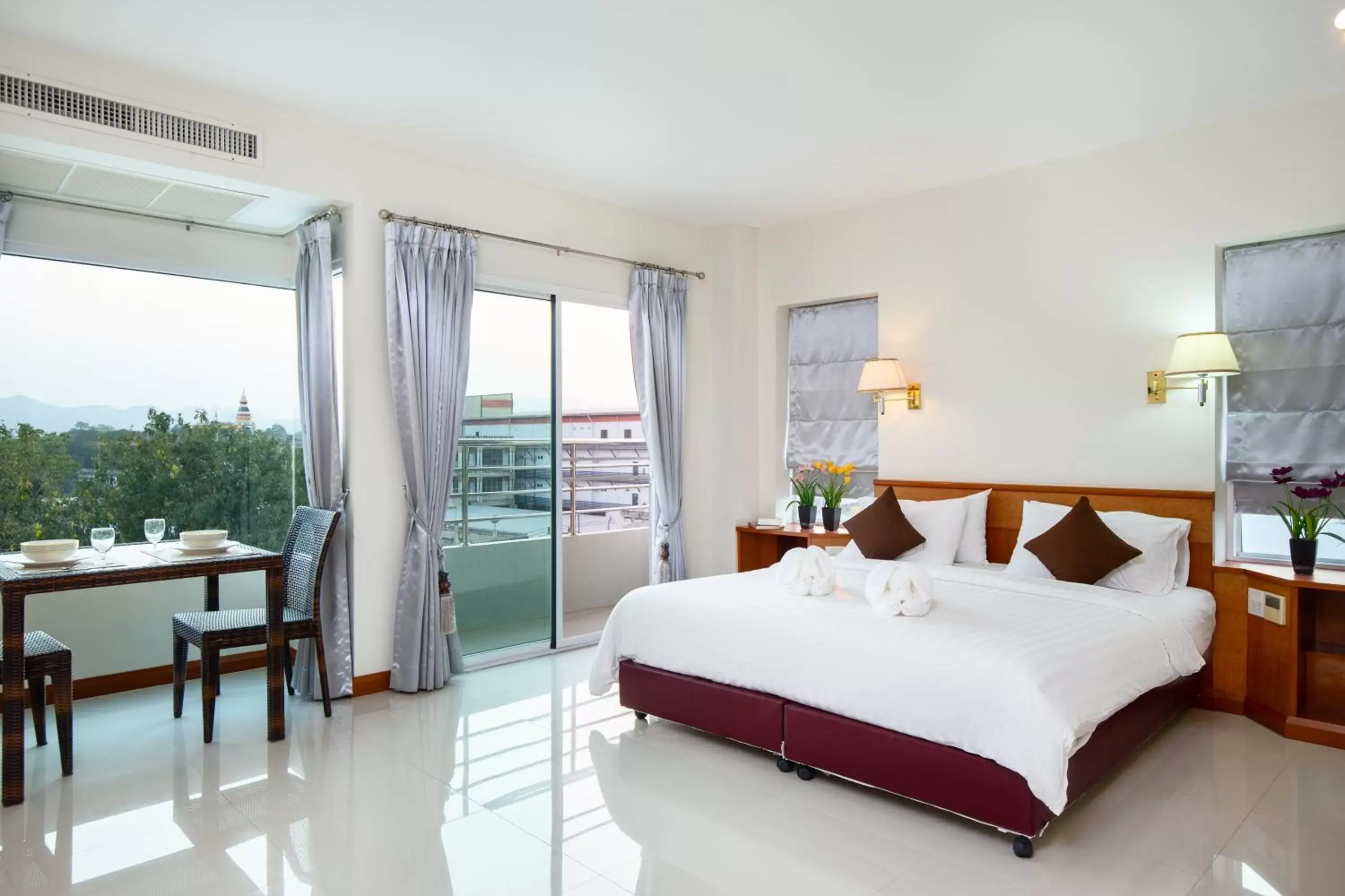 Junior Suite in Kanchanaburi City Hotel - SHA Extra Plus Junior Suite in Kanchanaburi City Hotel - SHA Extra Plus