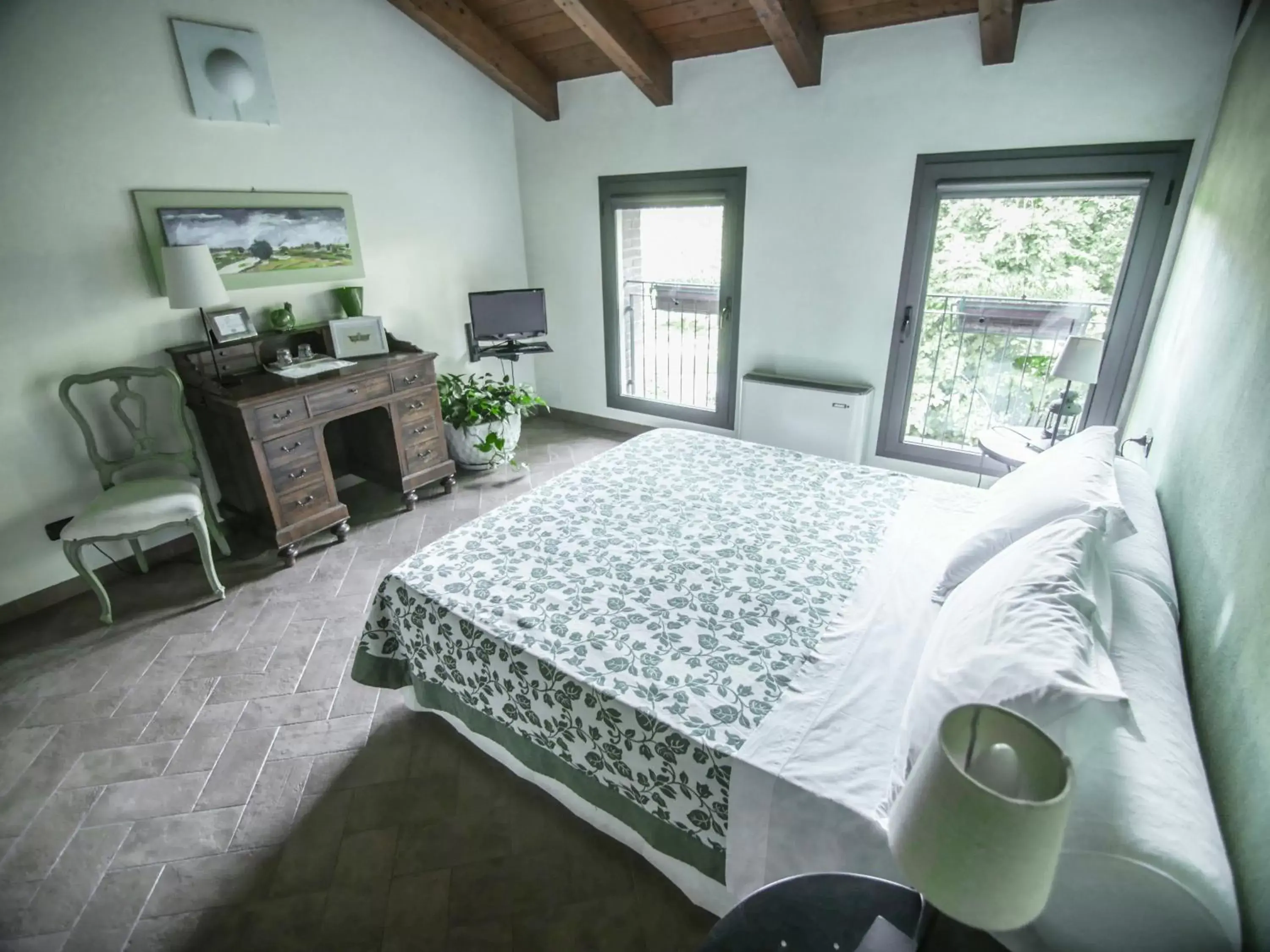 Double or Twin Room with Garden View - single occupancy in Quattrocolli B&B Double or Twin Room with Garden View - single occupancy in Quattrocolli B&B