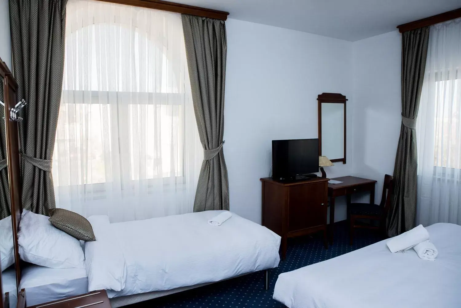 Deluxe Triple Room in Hotel Hum Deluxe Triple Room in Hotel Hum