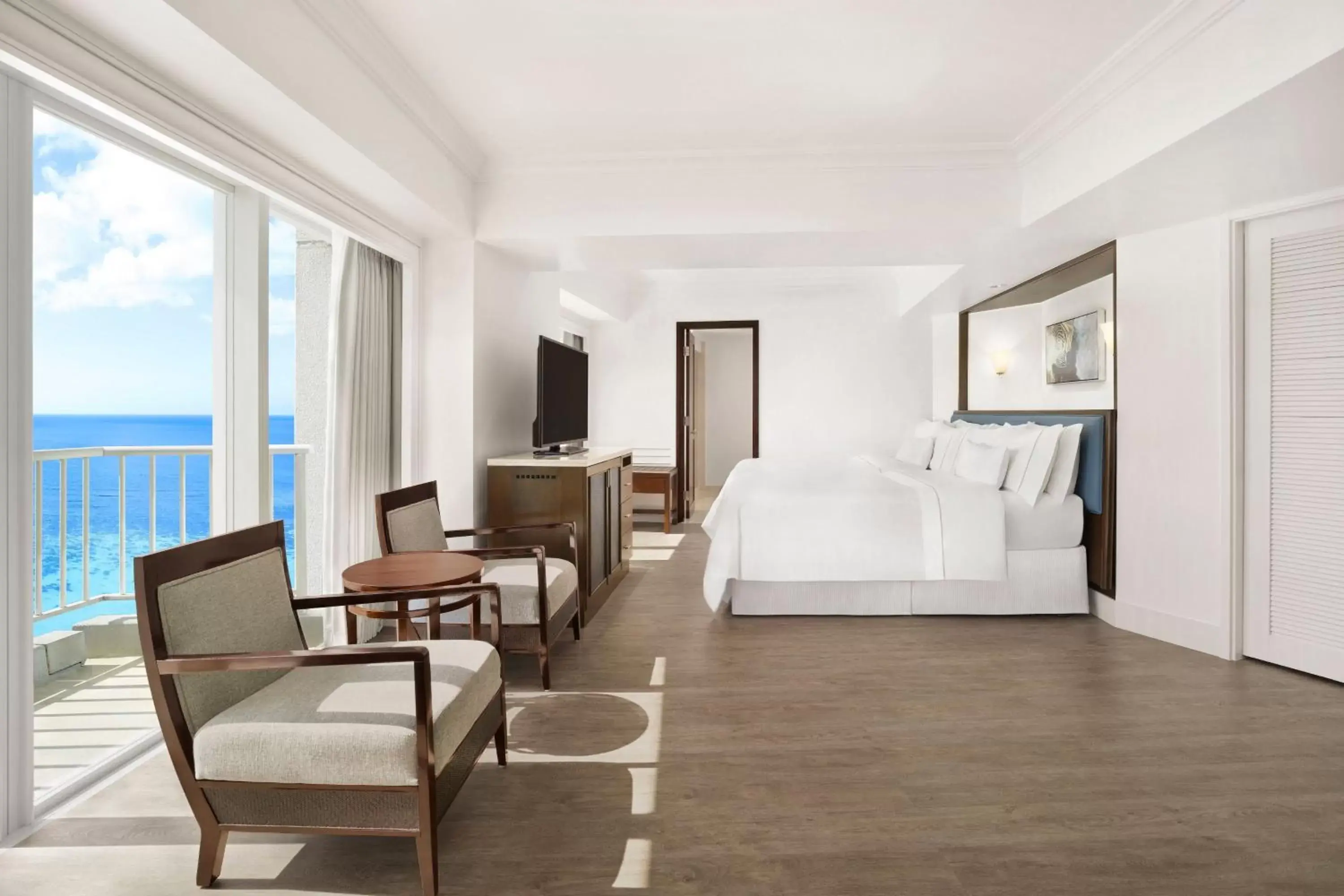 Ocean Front, Larger Guest room, 2 Queen, Corner room in The Westin Resort Guam Ocean Front, Larger Guest room, 2 Queen, Corner room in The Westin Resort Guam