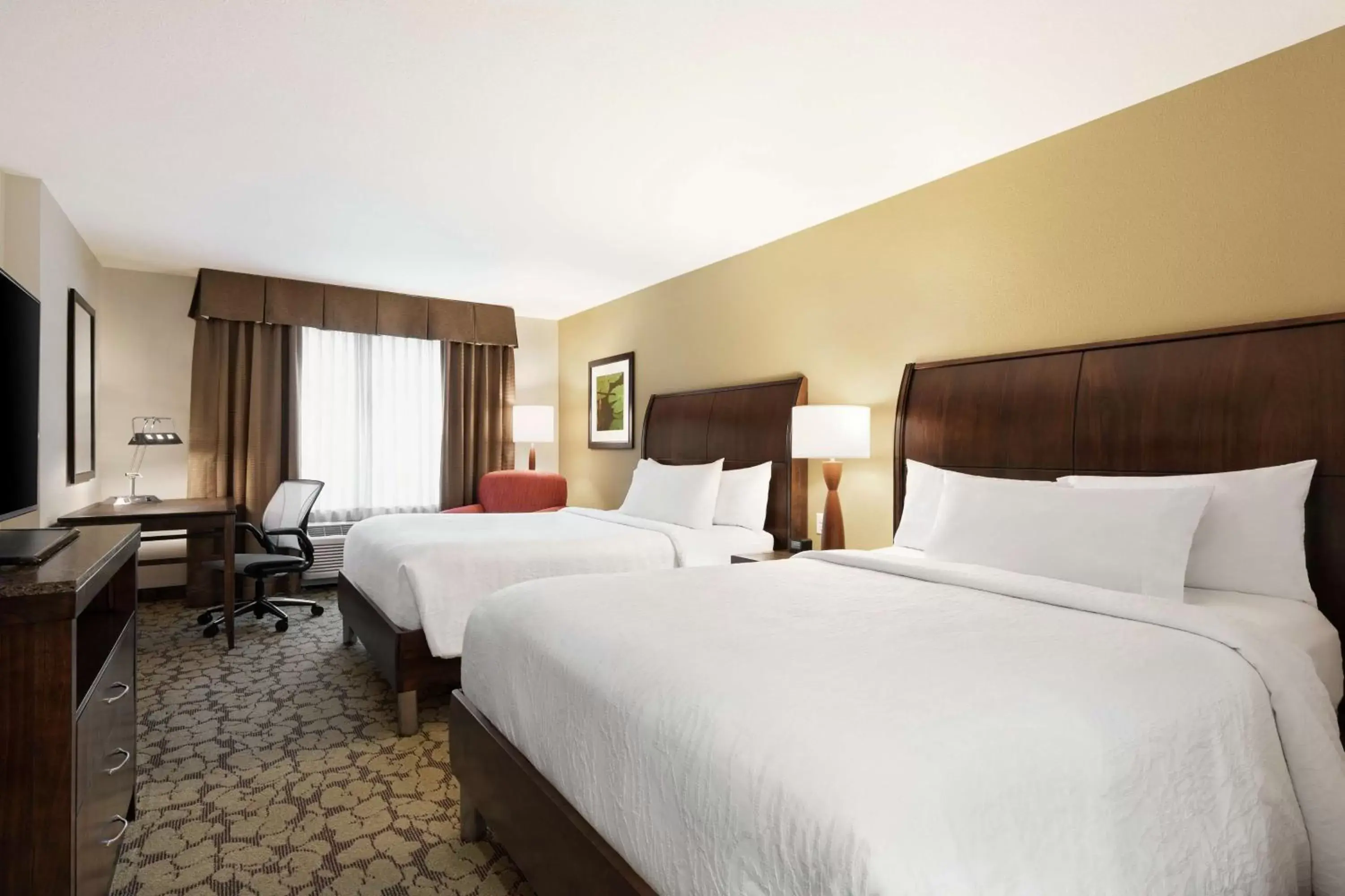 Queen Room with Two Queen Beds - Hearing Access in Hilton Garden Inn Wallingford/Meriden Queen Room with Two Queen Beds - Hearing Access in Hilton Garden Inn Wallingford/Meriden