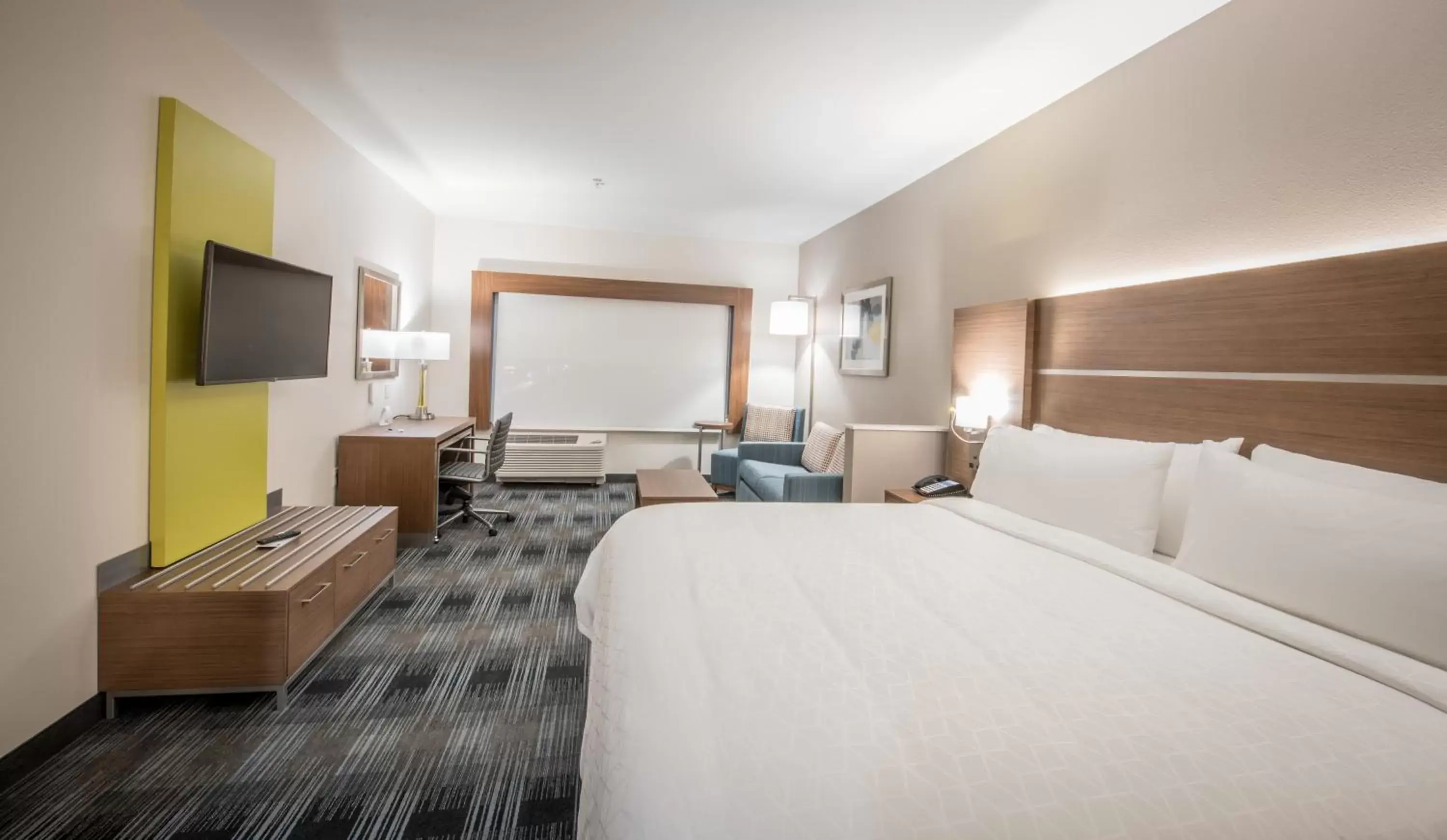Suite - Mobility Access/Hearing Accessible in Holiday Inn Express & Suites - Houston Westchase - Westheimer by IHG Suite - Mobility Access/Hearing Accessible in Holiday Inn Express & Suites - Houston Westchase - Westheimer by IHG