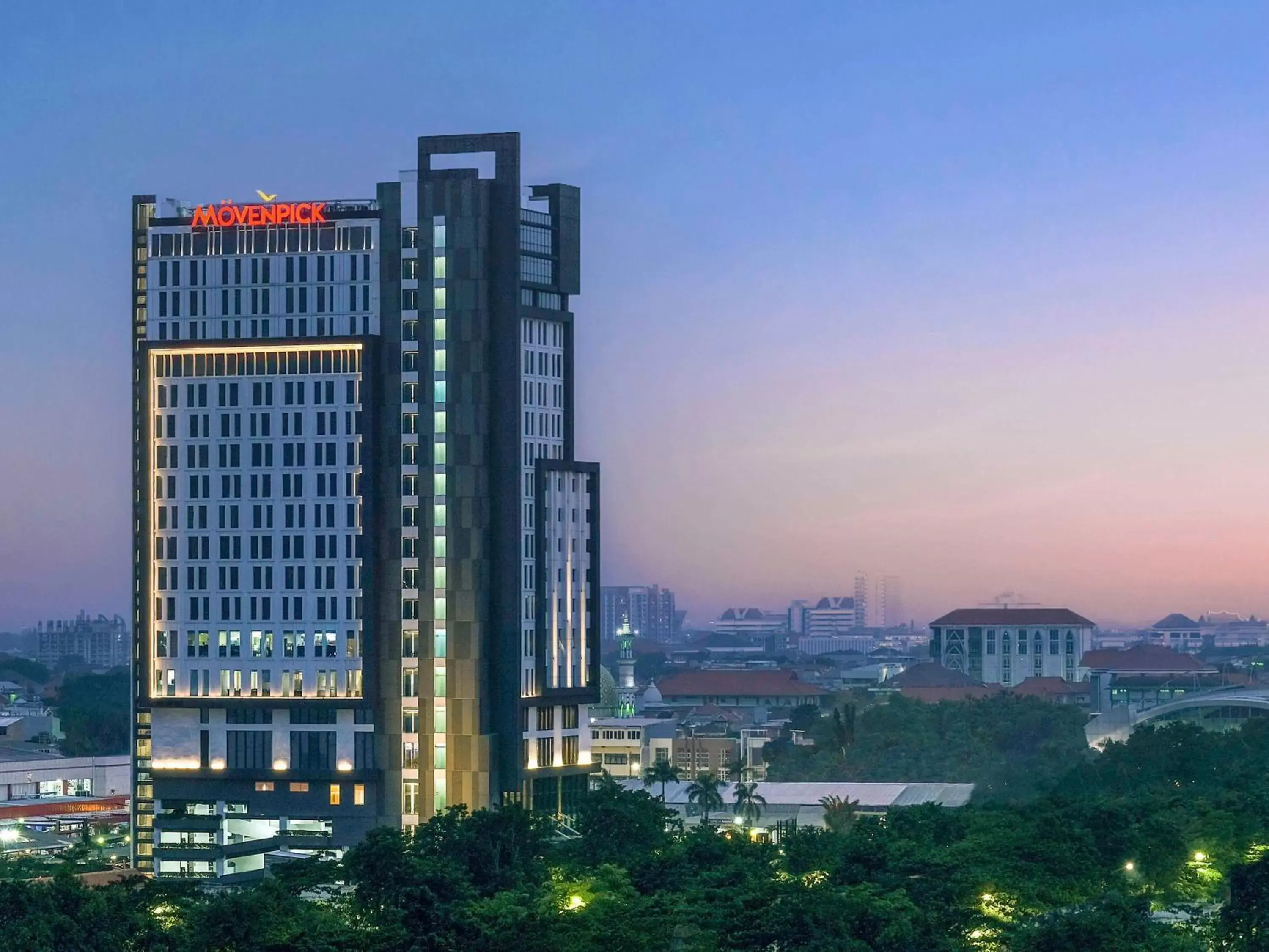 Movenpick Surabaya City Movenpick Surabaya City