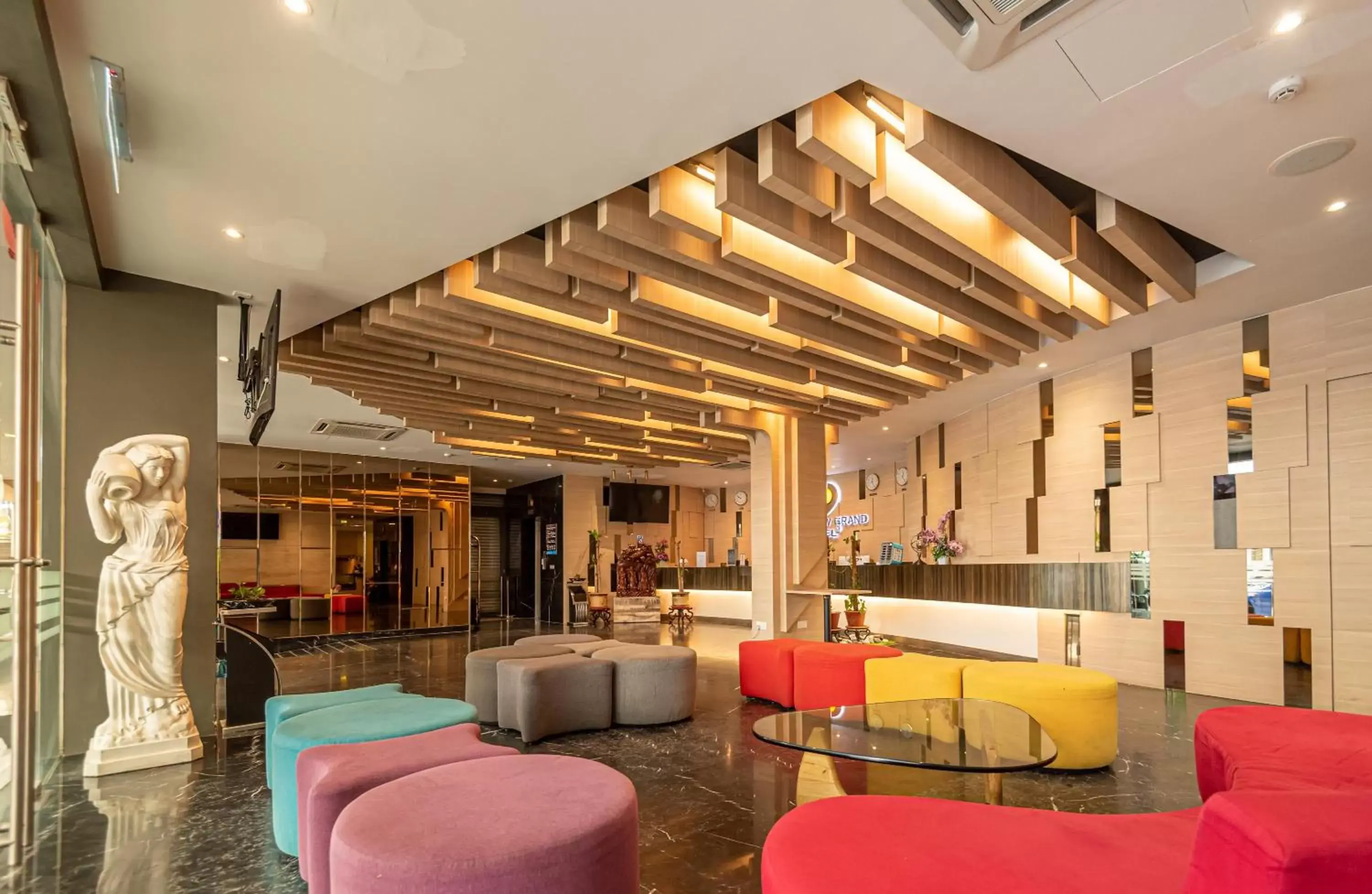 Lobby or reception, Lounge/Bar in Worldview Grand Hotel Lobby or reception, Lounge/Bar in Worldview Grand Hotel