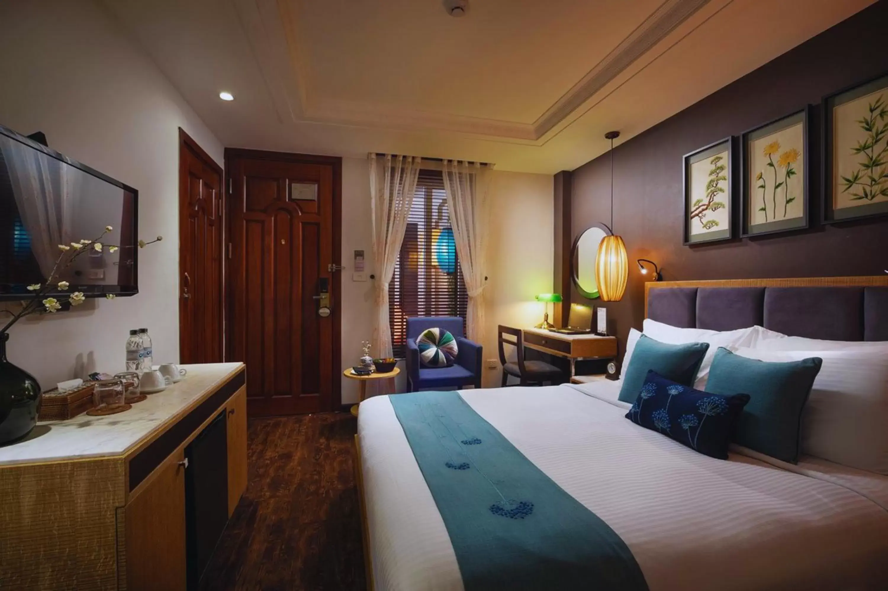 Connecting Room - Family in Hotel Emerald Waters Classy Connecting Room - Family in Hotel Emerald Waters Classy