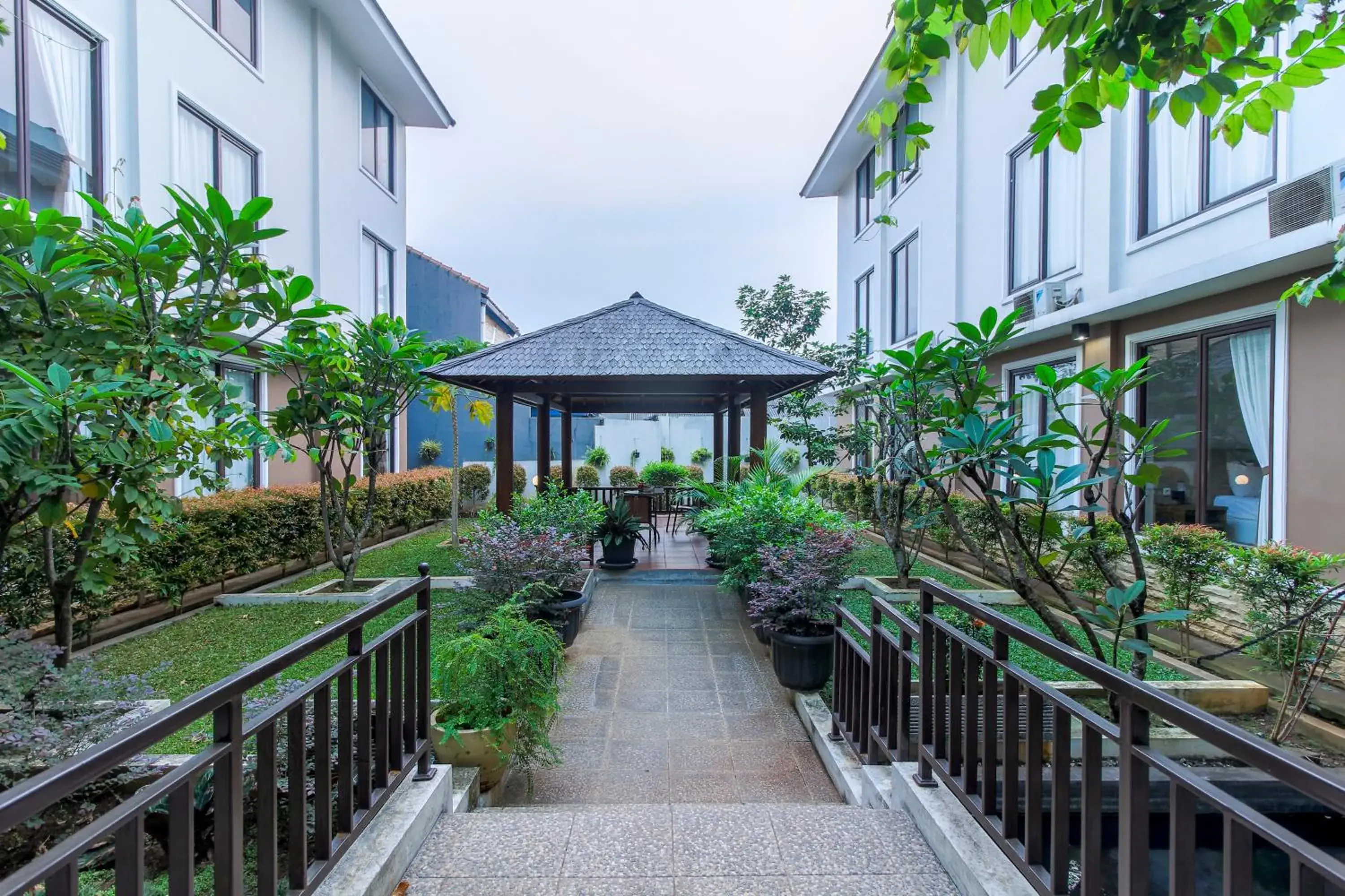 Sans Vibes Jasmine Suite TB Simatupang Sans Vibes Jasmine Suite TB Simatupang