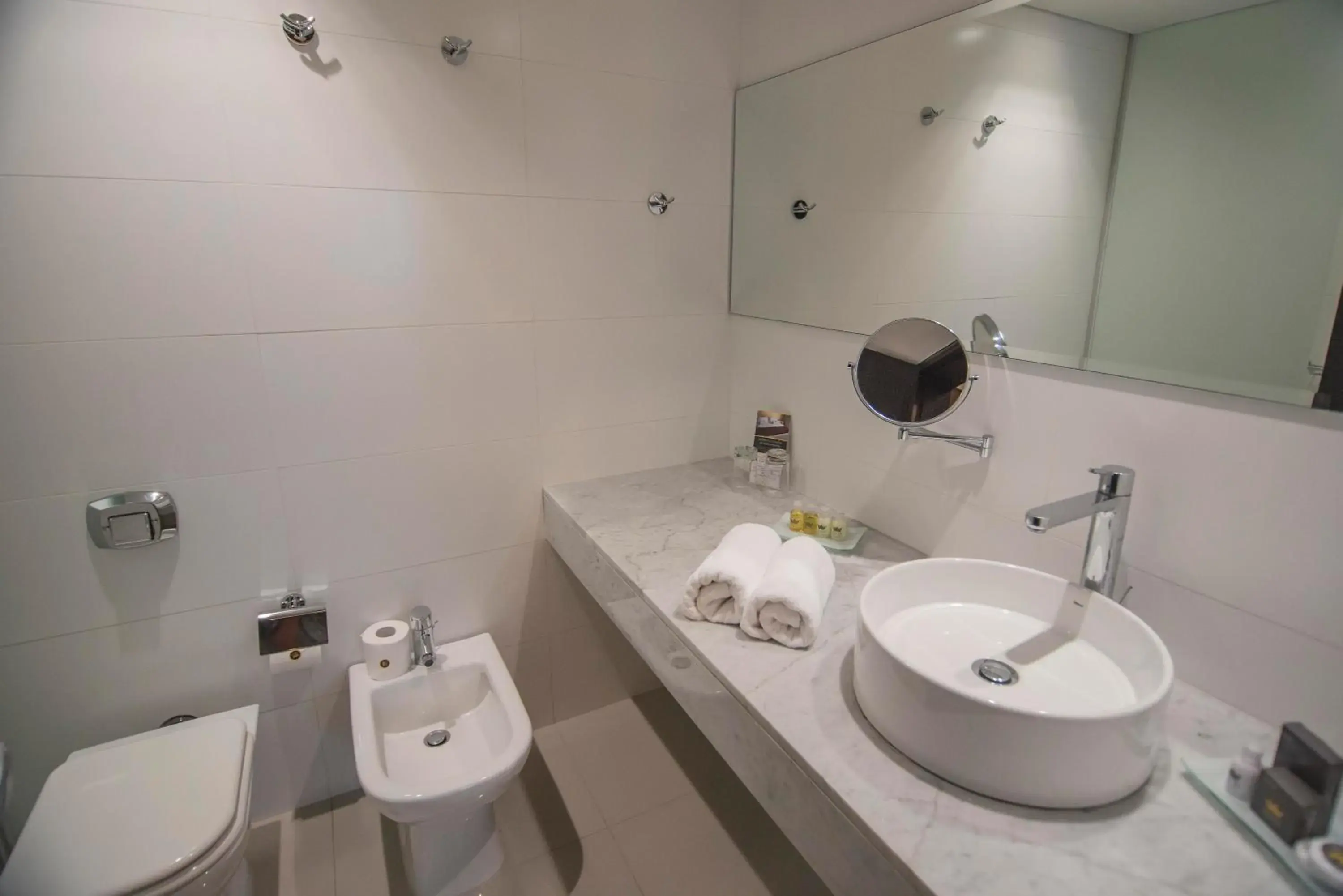 Superior Double or Twin Room - single occupancy in Salto Hotel y Casino Superior Double or Twin Room - single occupancy in Salto Hotel y Casino