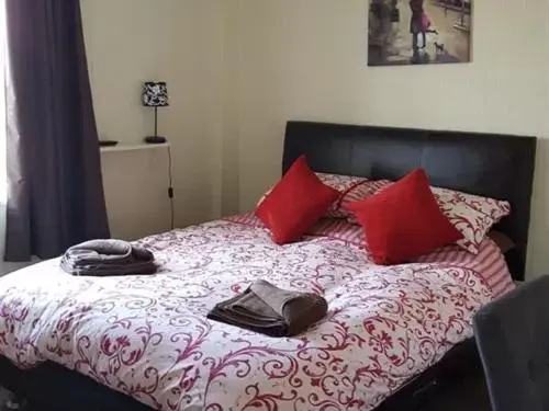 Superior Double Room in Royal Oak Superior Double Room in Royal Oak