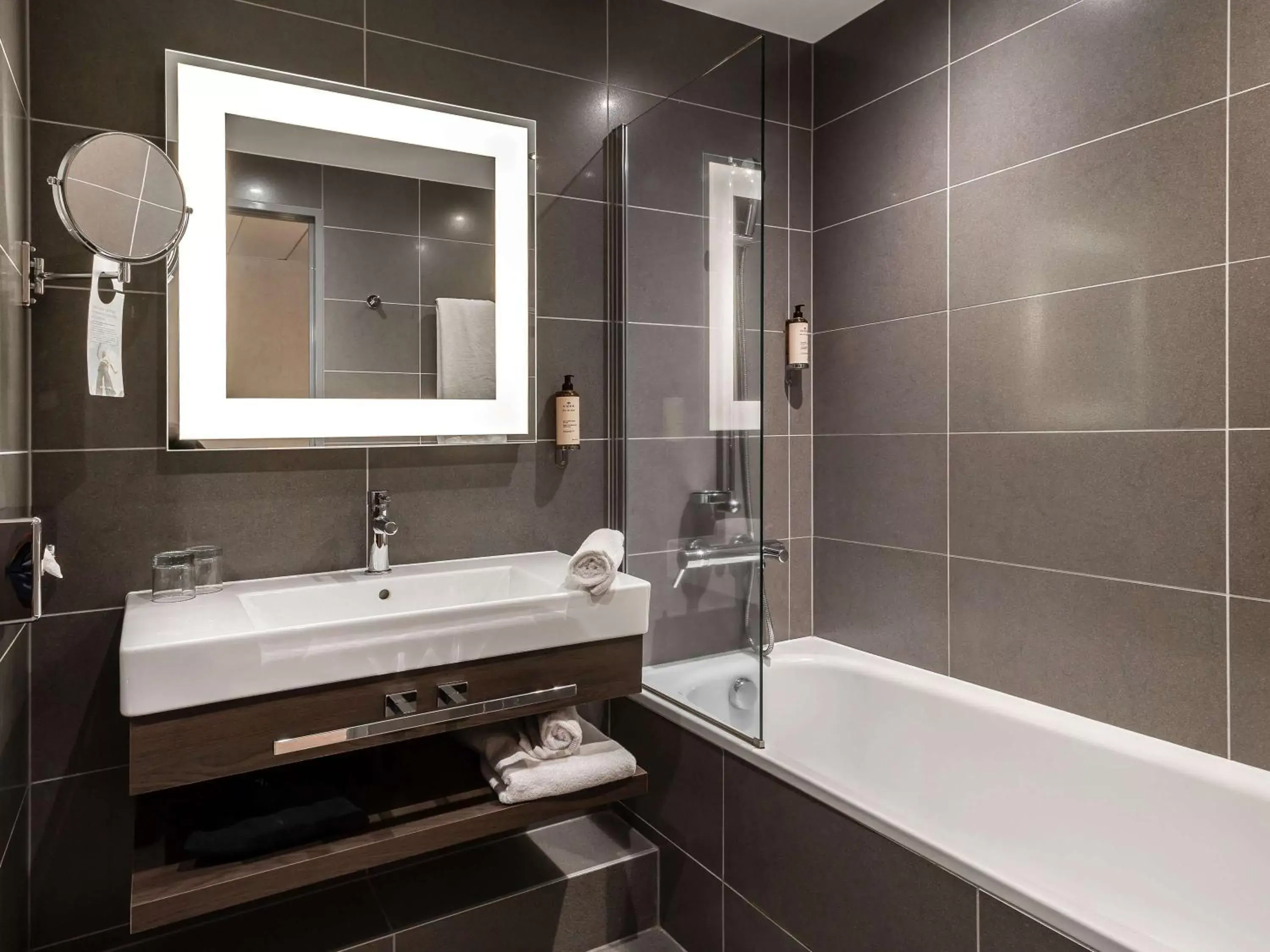 Mercure Clermont Ferrand centre Jaude Mercure Clermont Ferrand centre Jaude