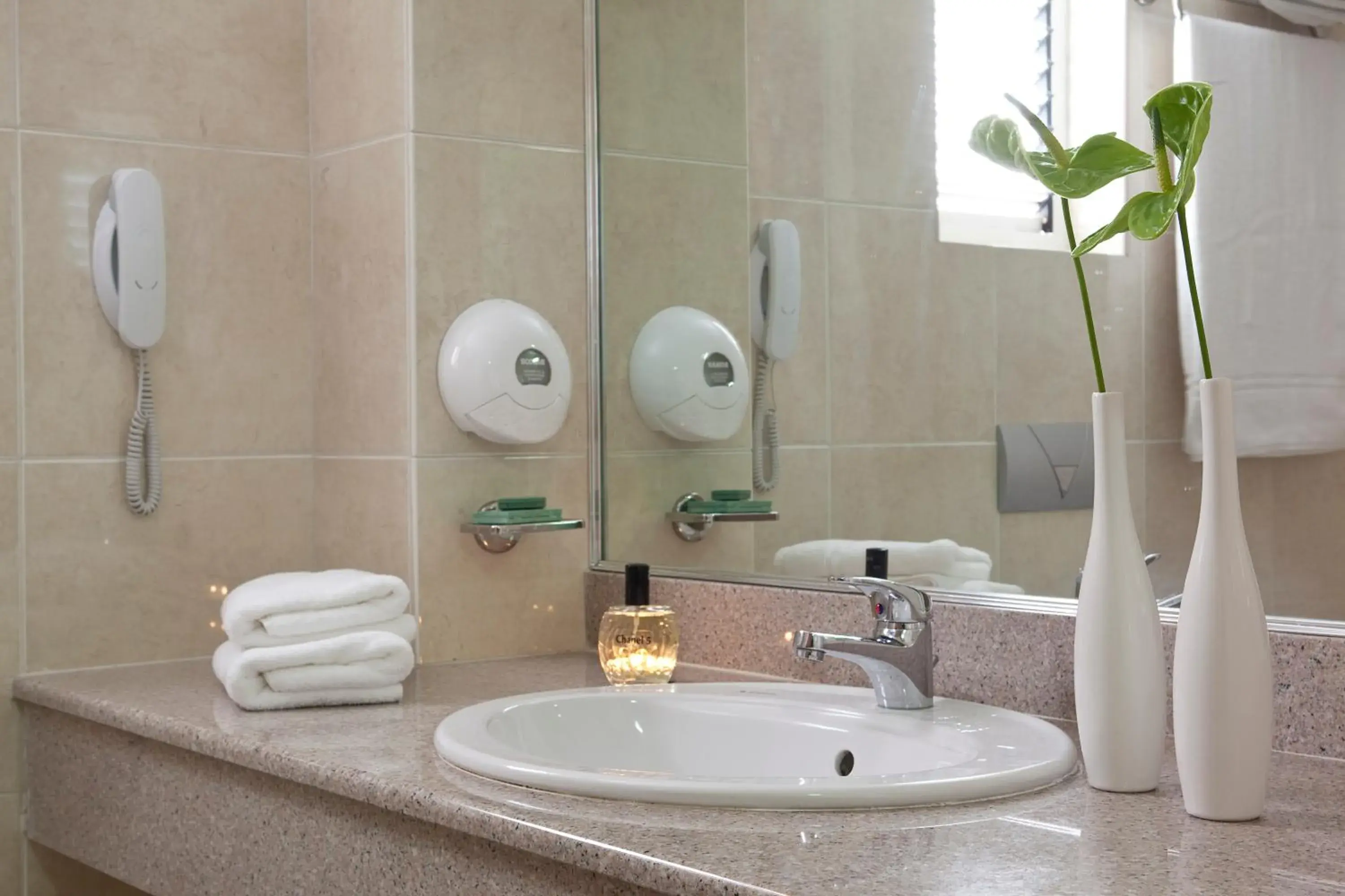 Xtra Sol Family Room in Sol Cosmopolitan Rhodes Xtra Sol Family Room in Sol Cosmopolitan Rhodes