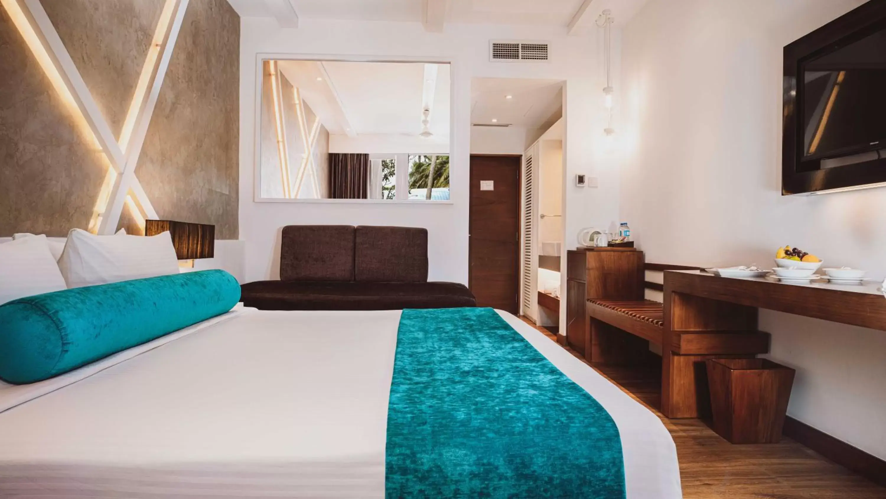 Coastal Premier King - single occupancy in Camelot Beach Hotel Coastal Premier King - single occupancy in Camelot Beach Hotel