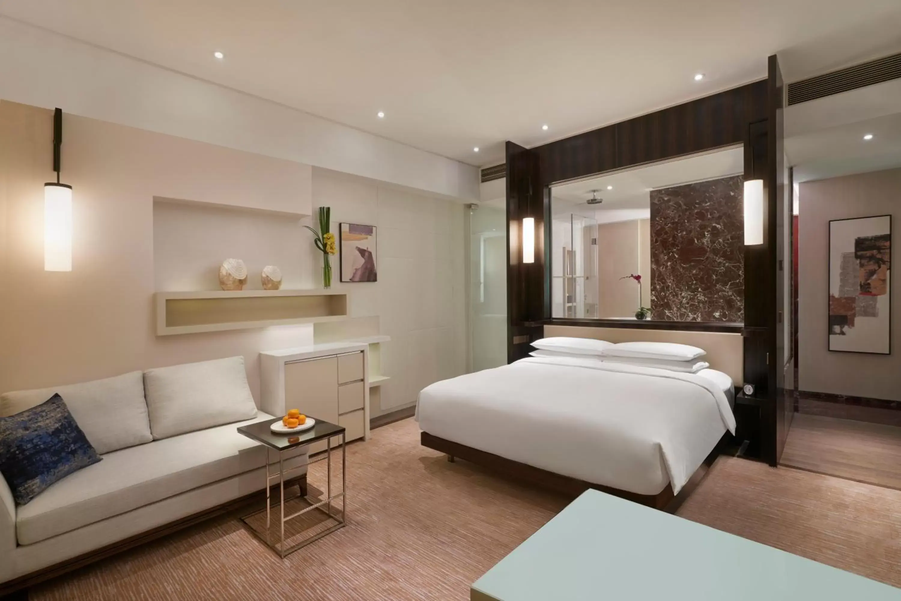 King Room in Grand Hyatt Guangzhou - Free Shuttle Bus to Canton Fair Complex during Canton Fair period King Room in Grand Hyatt Guangzhou - Free Shuttle Bus to Canton Fair Complex during Canton Fair period