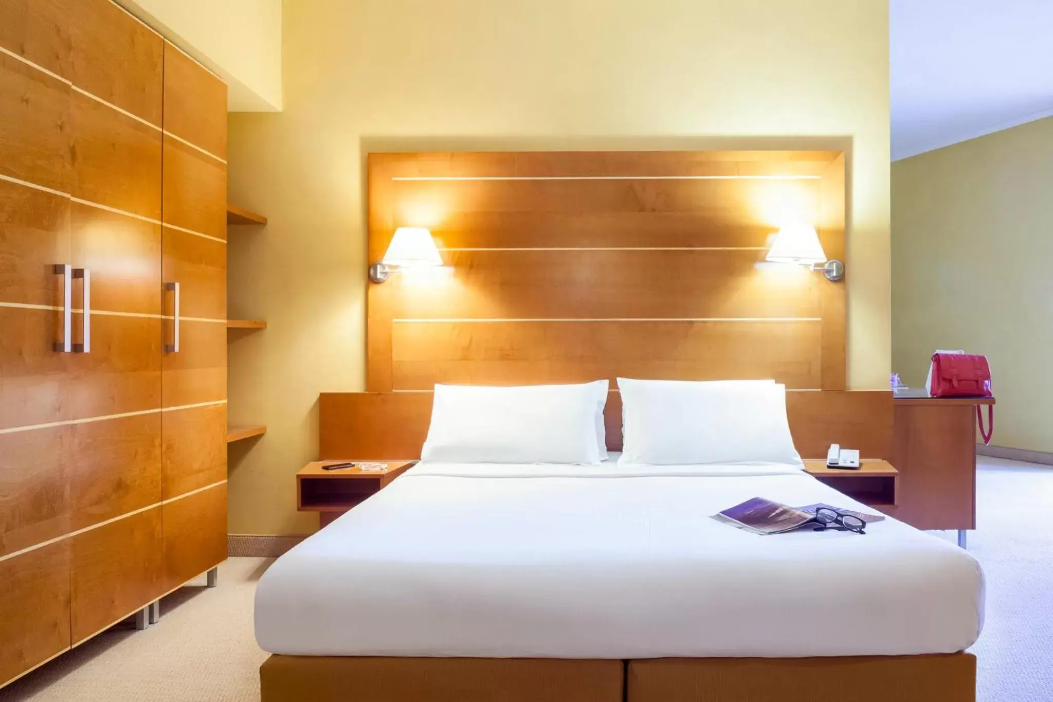 Standard Double Room with One Single Bed in Ibis Styles Bari Giovinazzo Standard Double Room with One Single Bed in Ibis Styles Bari Giovinazzo