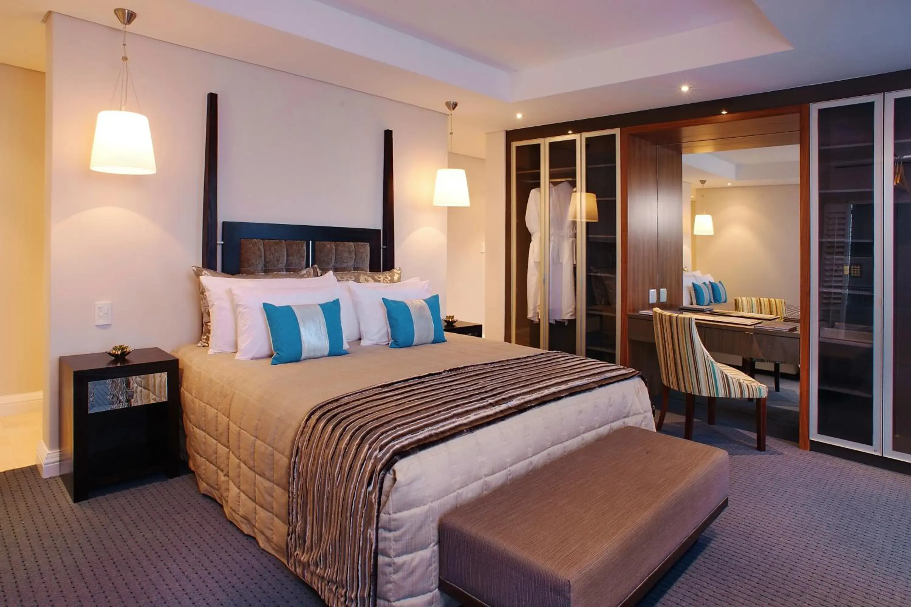 Presidential Suite - single occupancy in Isango Gate Presidential Suite - single occupancy in Isango Gate