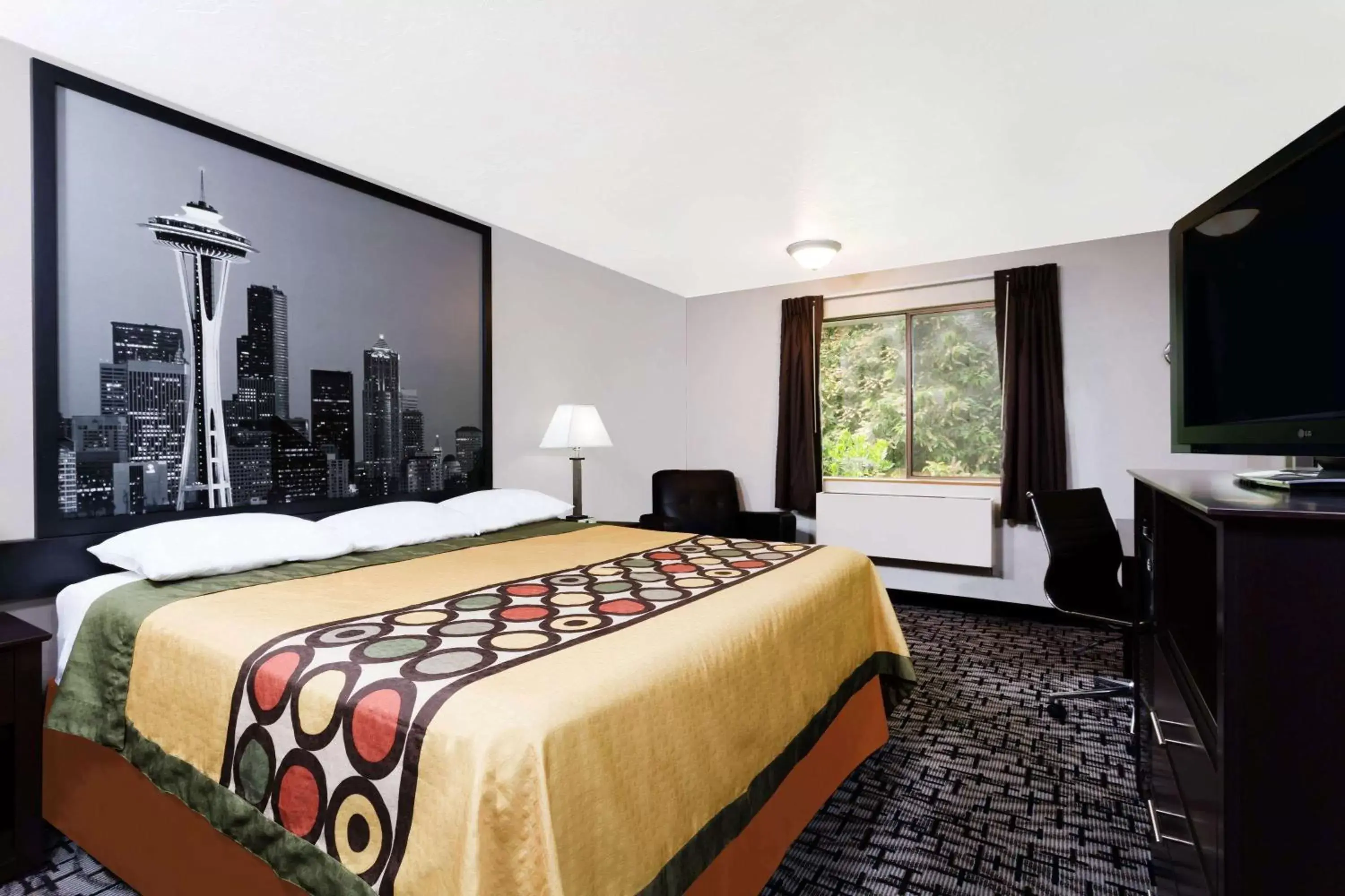 Queen Room - Disability Access/Non-Smoking in Super 8 by Wyndham Bremerton Queen Room - Disability Access/Non-Smoking in Super 8 by Wyndham Bremerton