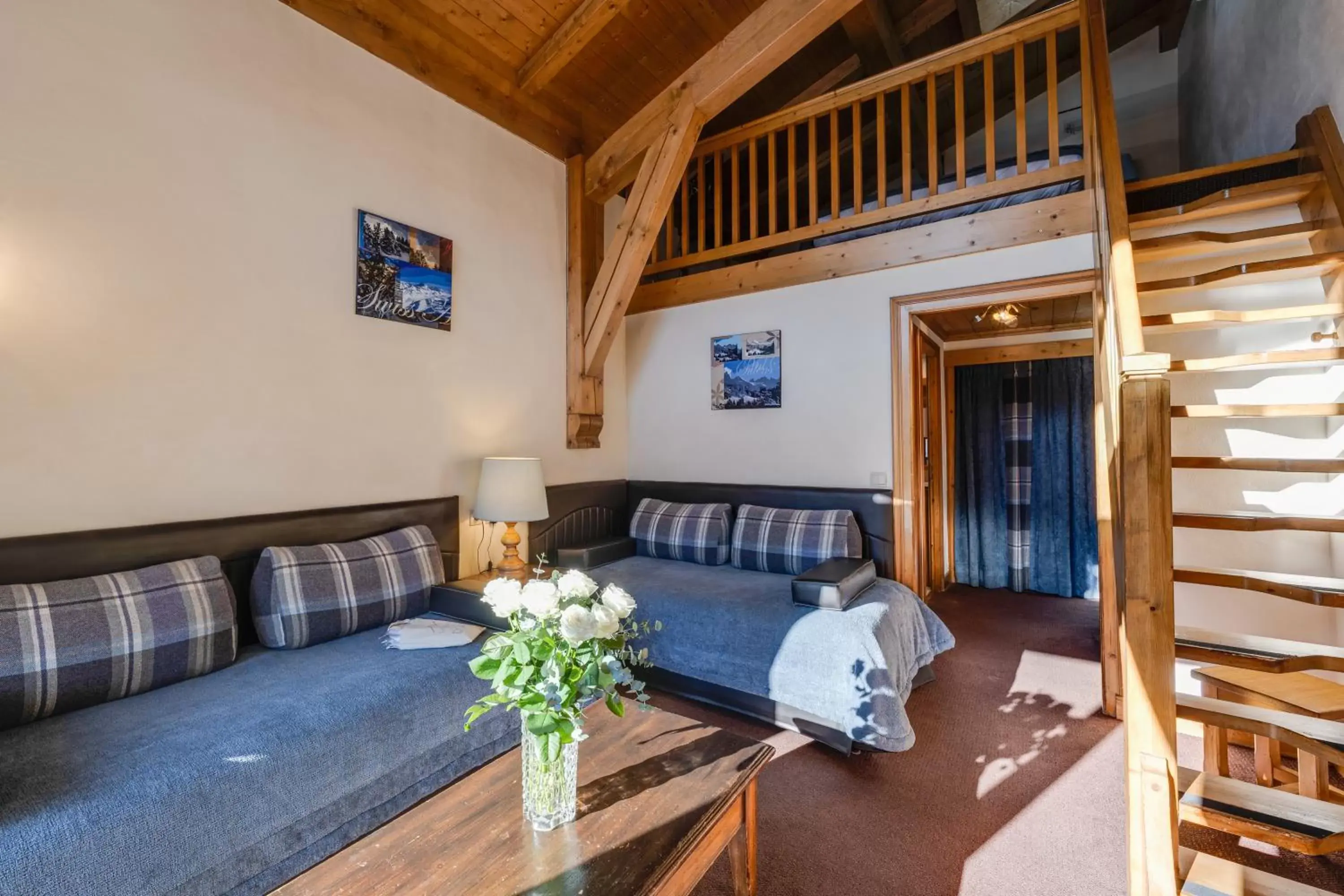 Duplex Suite in Hôtel La Grange d'Arly Duplex Suite in Hôtel La Grange d'Arly