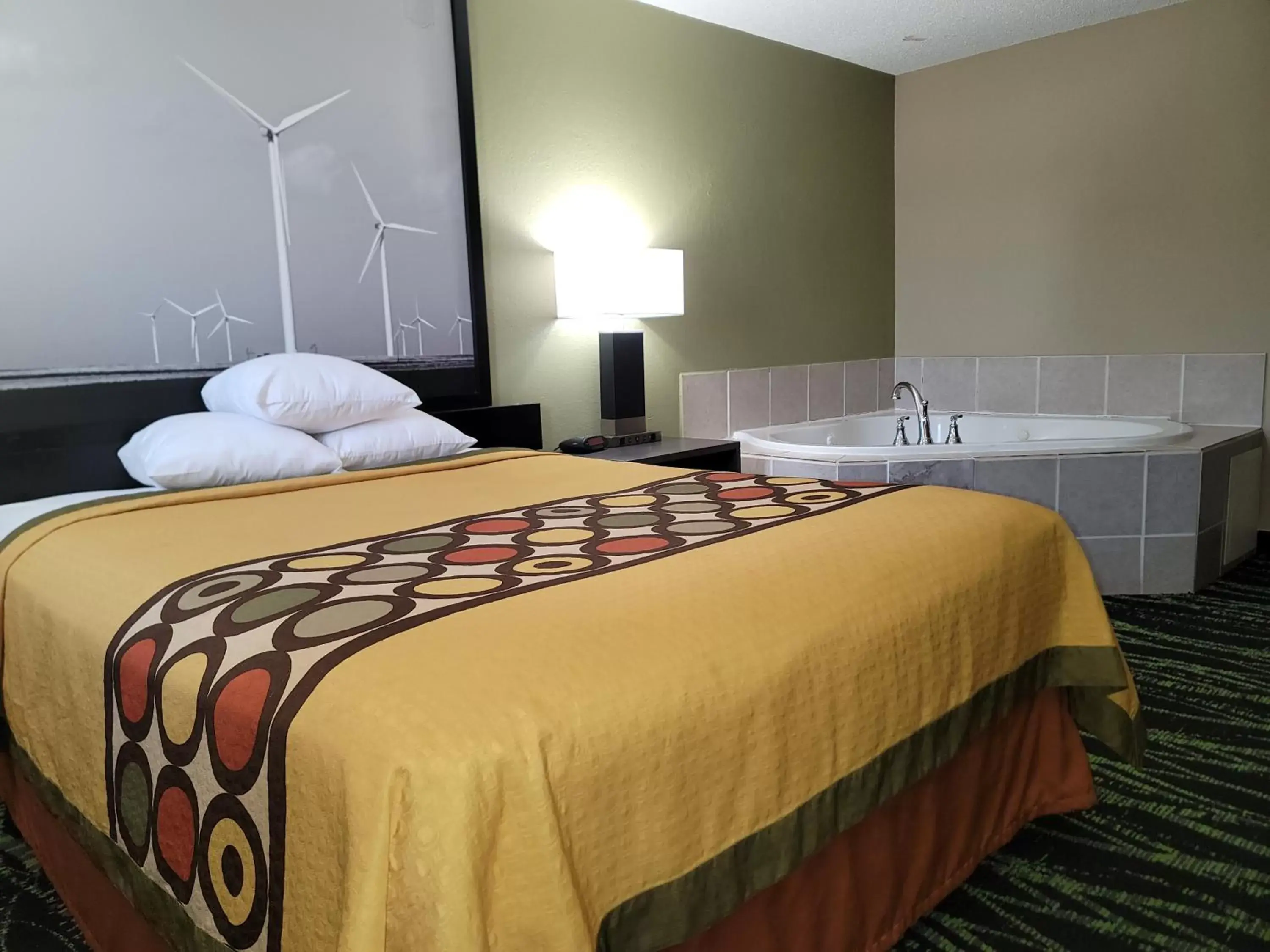 Deluxe Queen Suite - Non-Smoking in Red Lion Inn and Suites Liberty Deluxe Queen Suite - Non-Smoking in Red Lion Inn and Suites Liberty