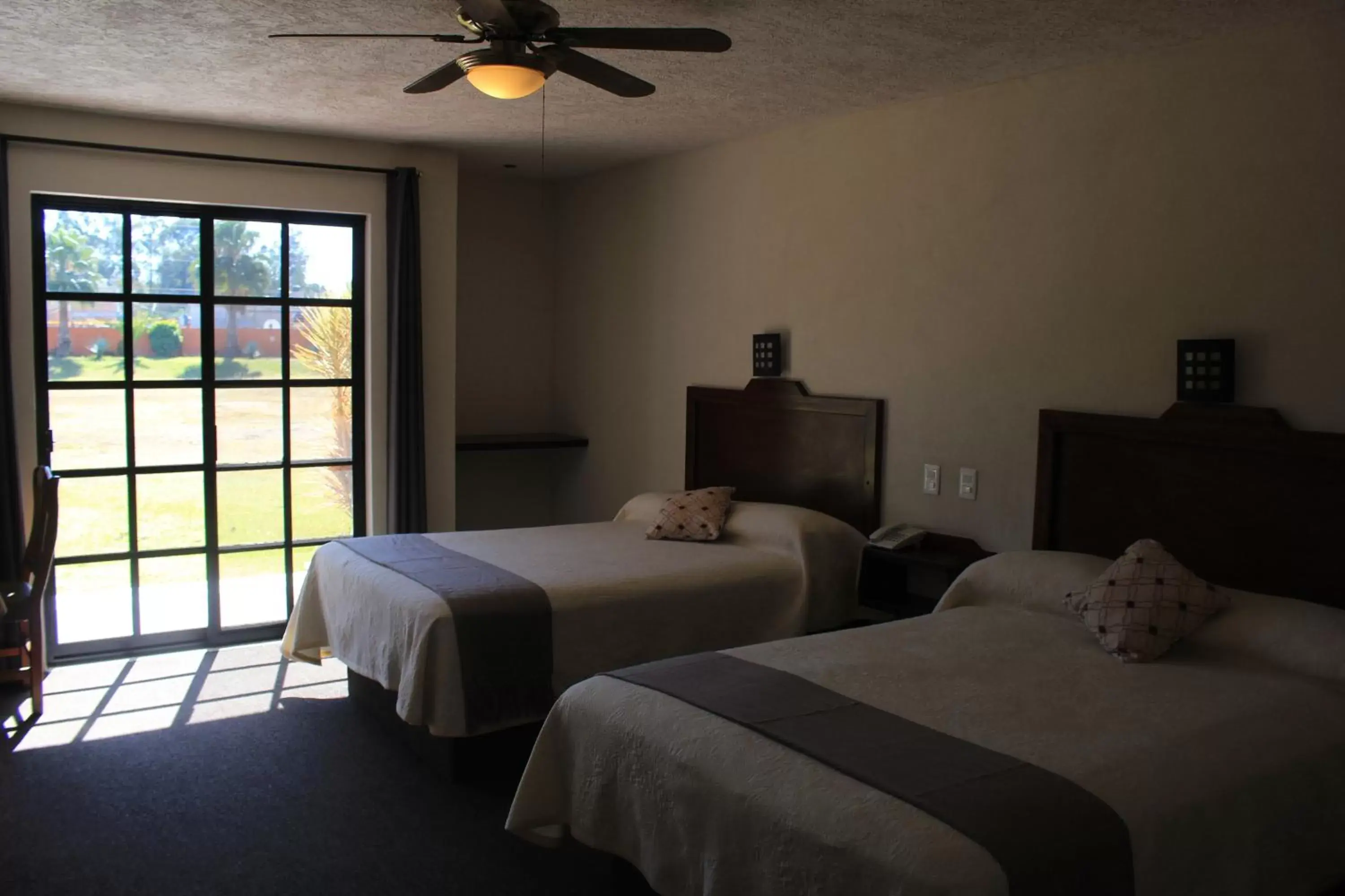 Standard Double Room in Hotel Meson del Puente Standard Double Room in Hotel Meson del Puente