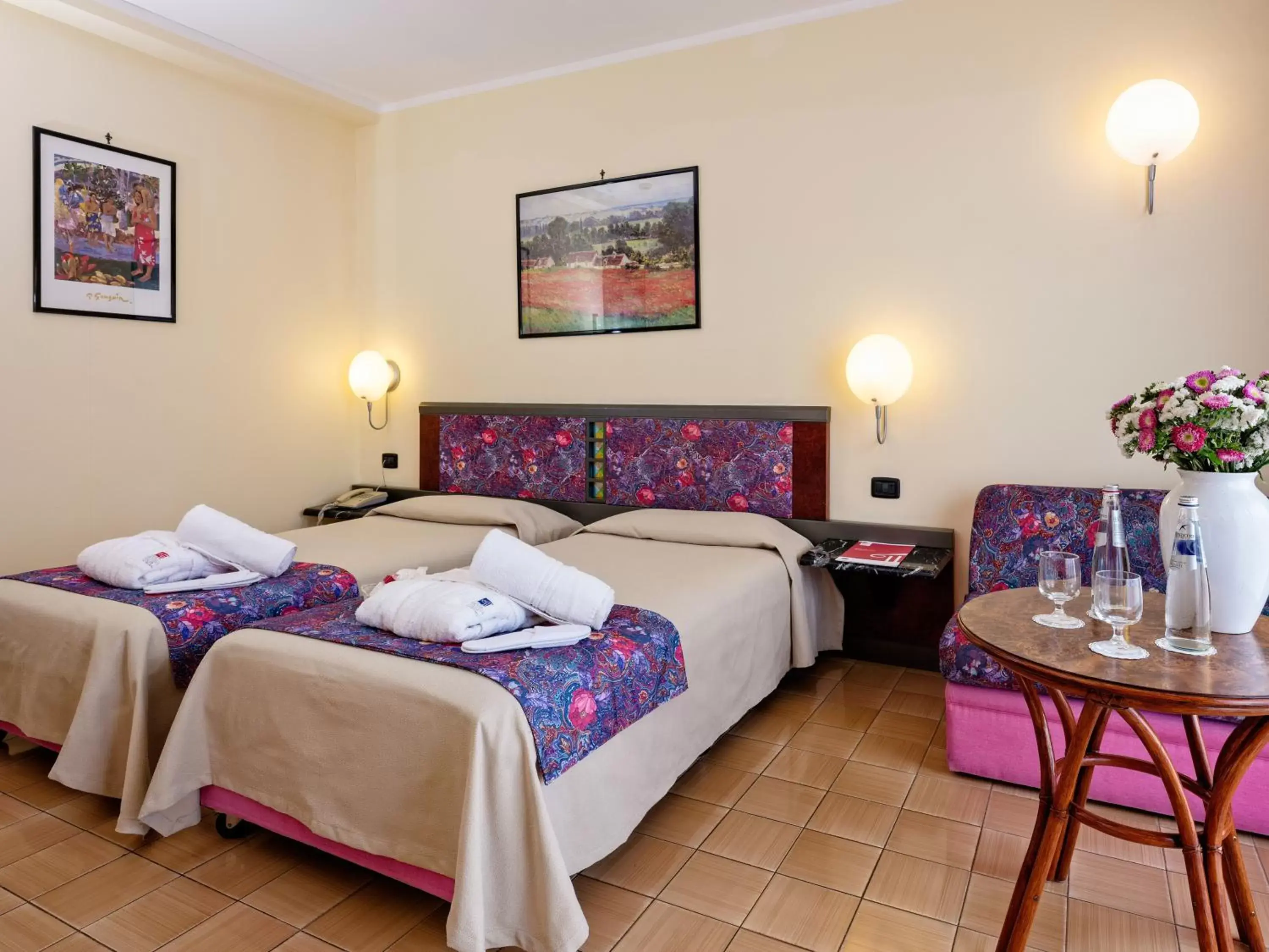 Deluxe Double or Twin Room with Balcony in Hotel Caesar Palace Deluxe Double or Twin Room with Balcony in Hotel Caesar Palace