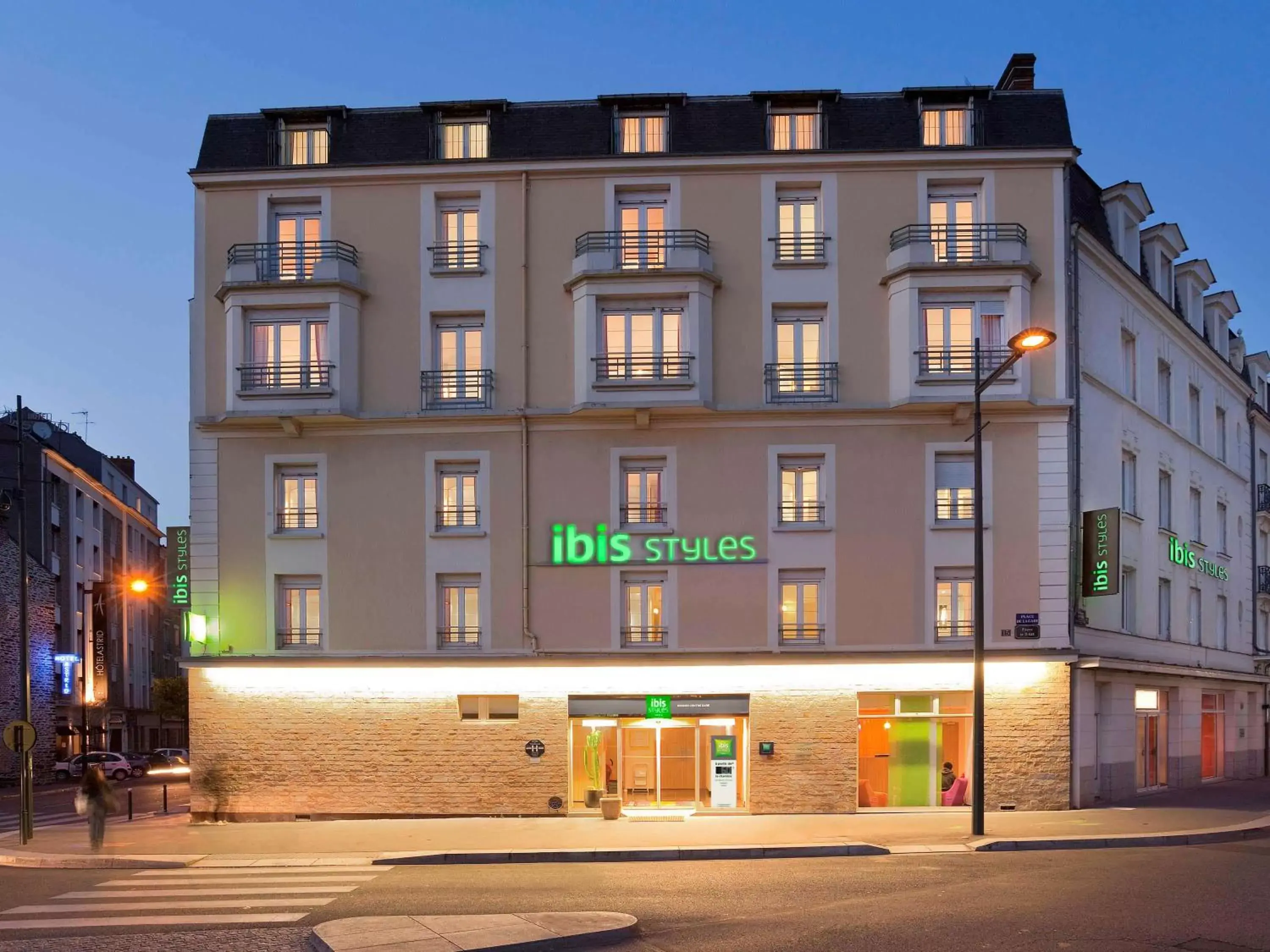 ibis Styles Rennes Centre Gare Nord ibis Styles Rennes Centre Gare Nord