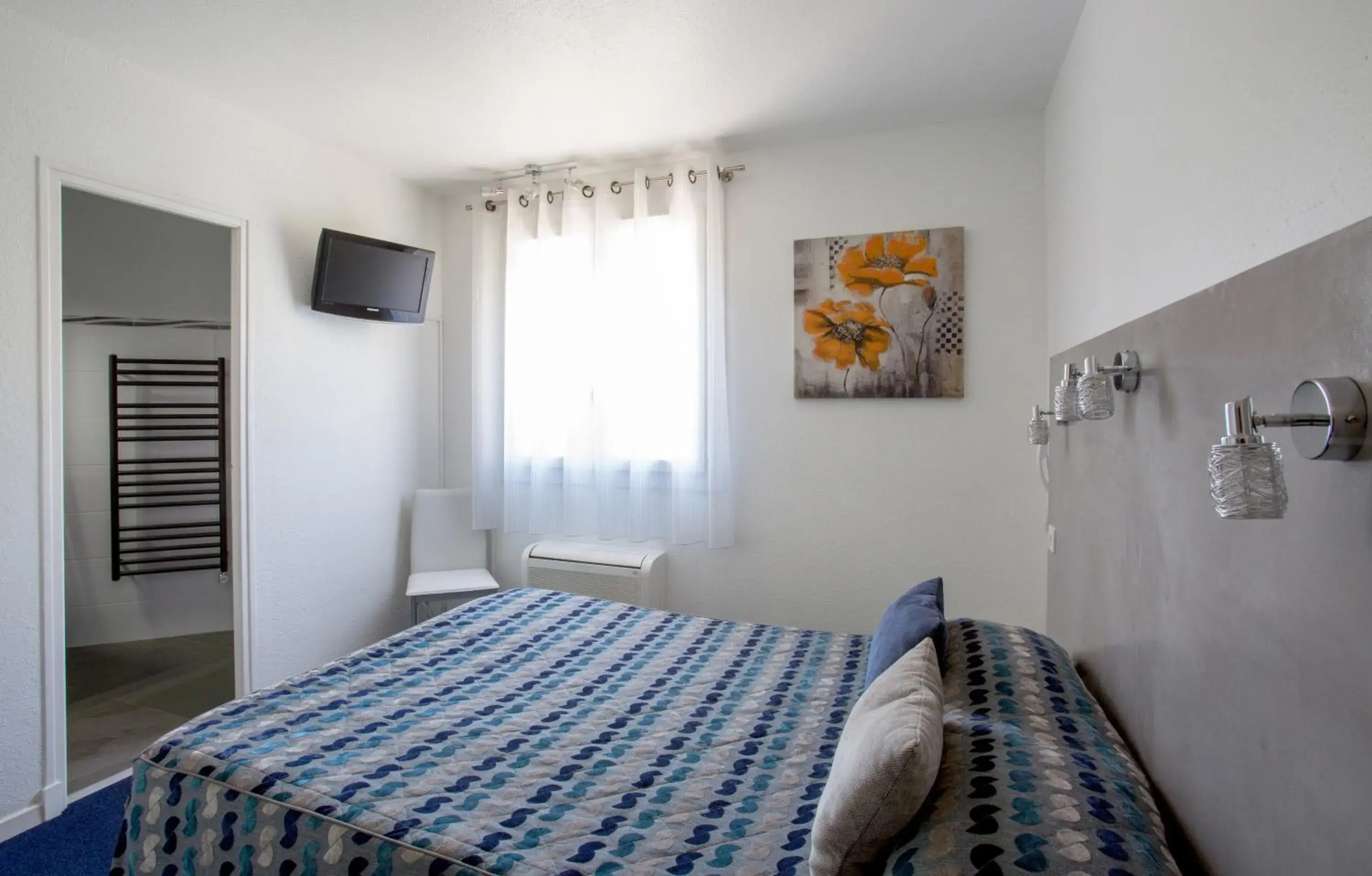 Comfort Double Room in Bel Ombra Hôtel Comfort Double Room in Bel Ombra Hôtel