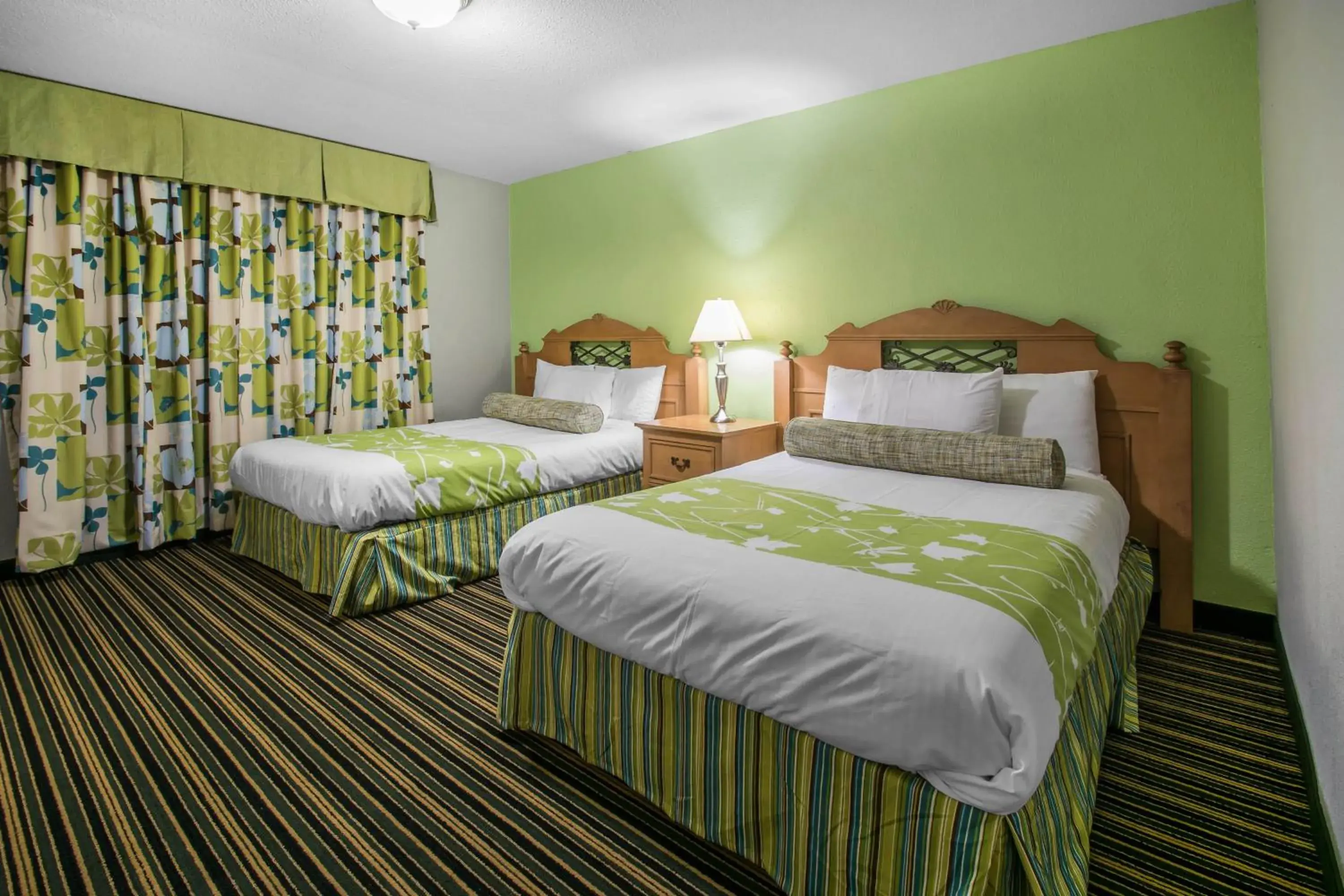 Rodeway Inn & Suites Winter Haven Chain of Lakes Rodeway Inn & Suites Winter Haven Chain of Lakes
