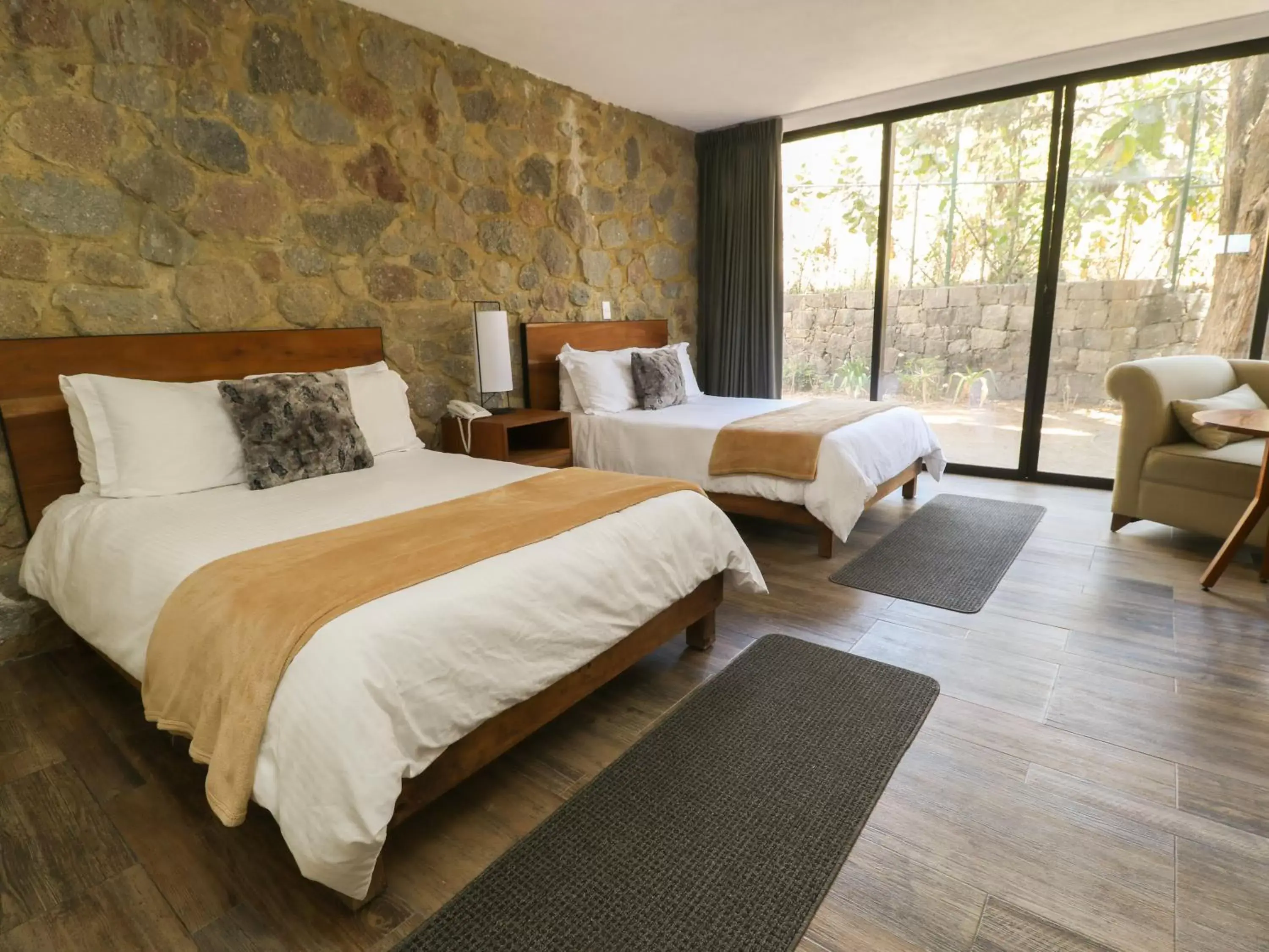 Deluxe Double Room with Two Double Beds in Hotel Boutique Camino Del Bosque Deluxe Double Room with Two Double Beds in Hotel Boutique Camino Del Bosque