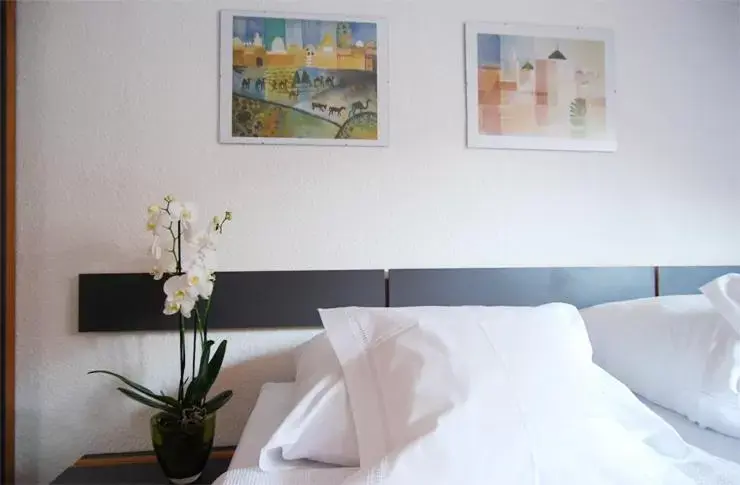 Single Room in Hotel Central Single Room in Hotel Central