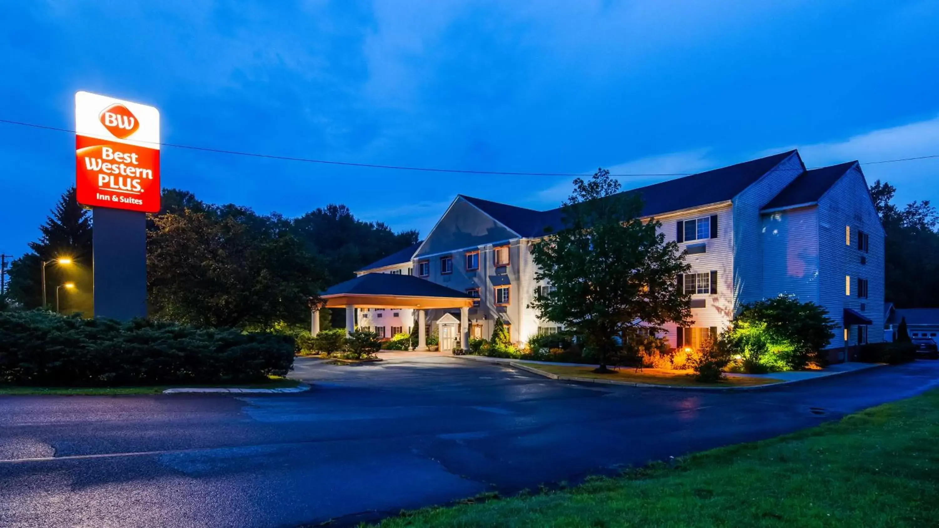 Best Western Plus Berkshire Hills Inn & Suites Best Western Plus Berkshire Hills Inn & Suites