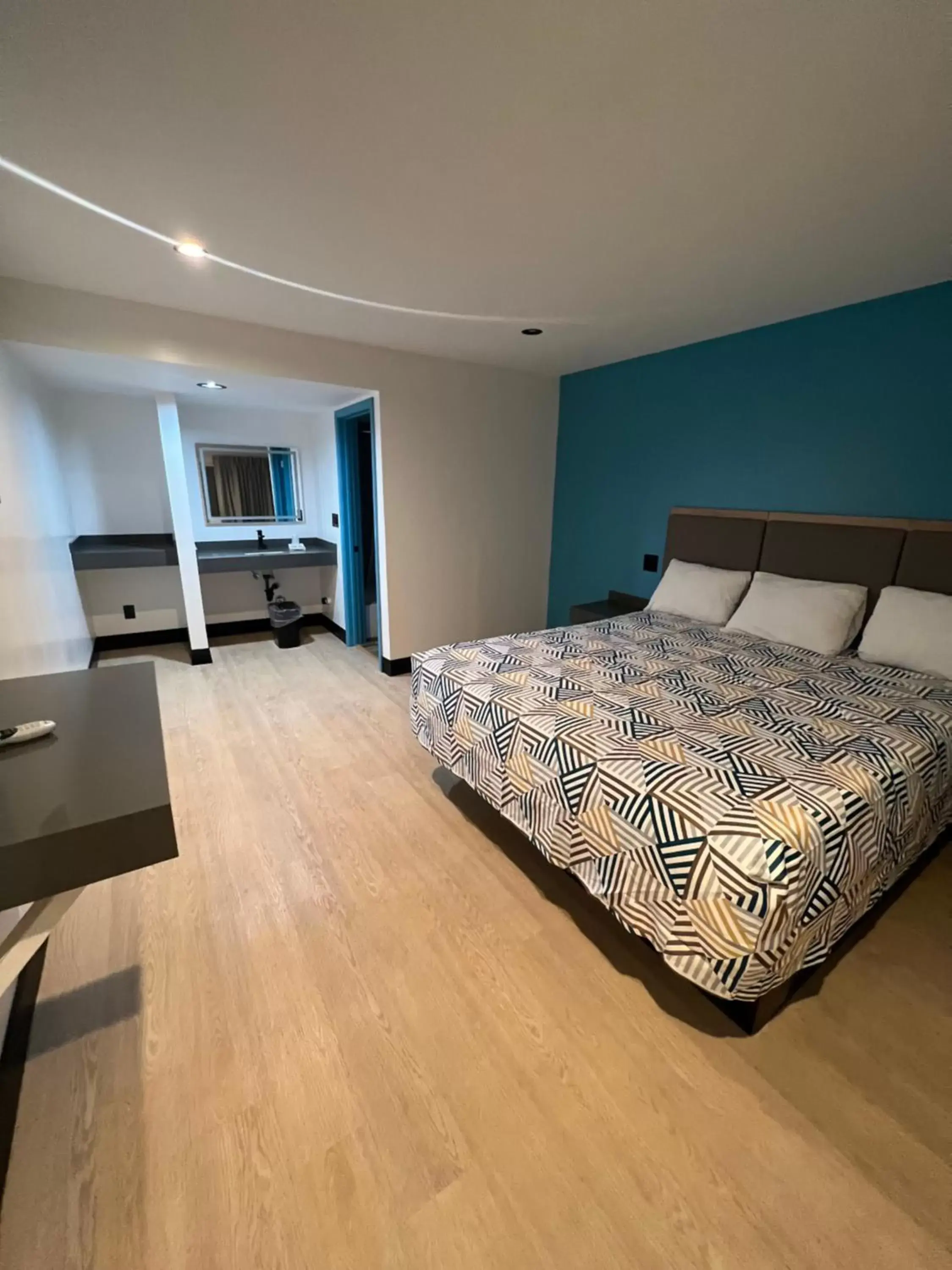 Palm Inn - Newly Renovated Rooms Palm Inn - Newly Renovated Rooms