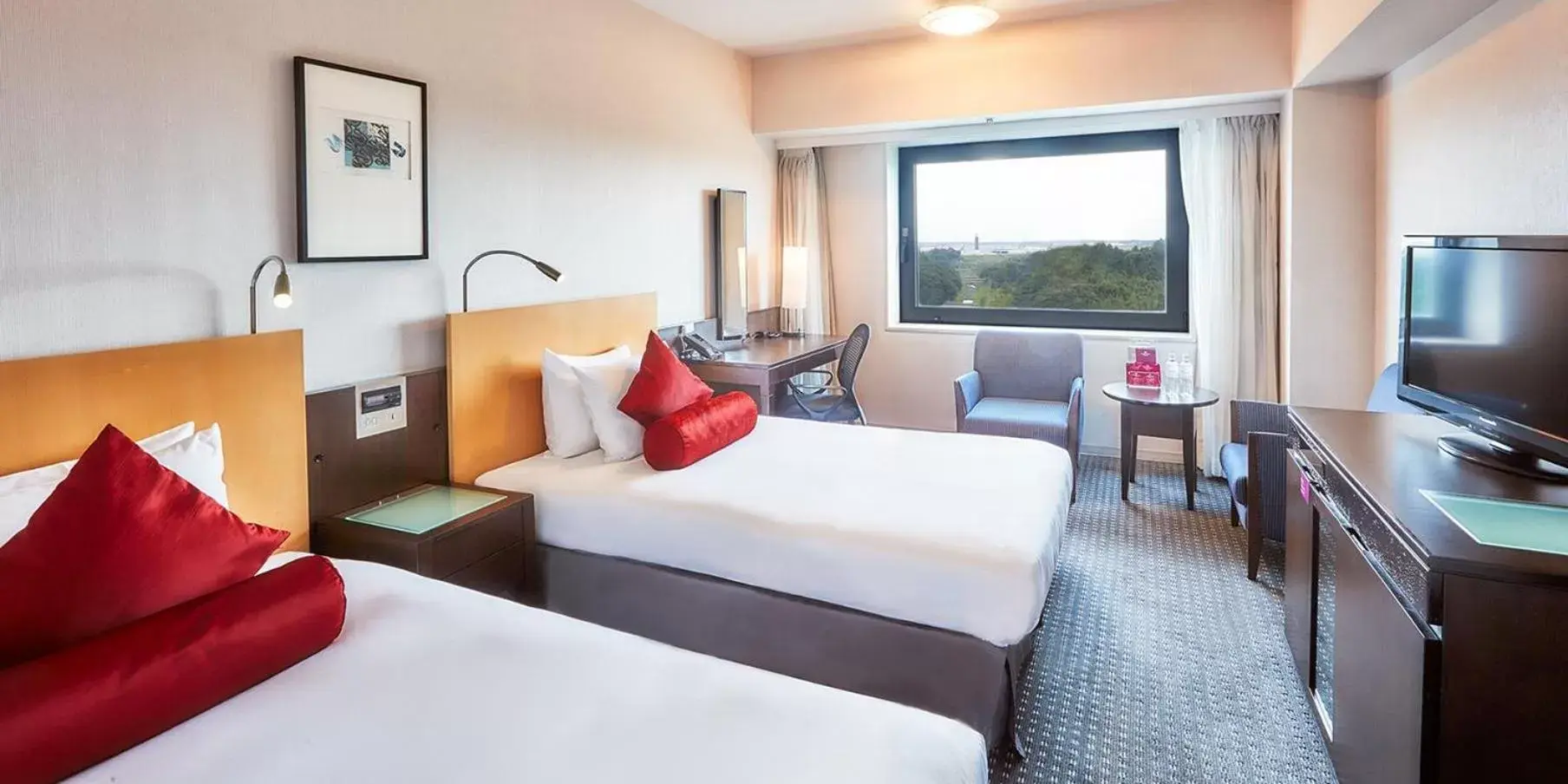 Standard Twin Room with Airport View - single occupancy - High Floor in ANA Crowne Plaza Narita by IHG Standard Twin Room with Airport View - single occupancy - High Floor in ANA Crowne Plaza Narita by IHG