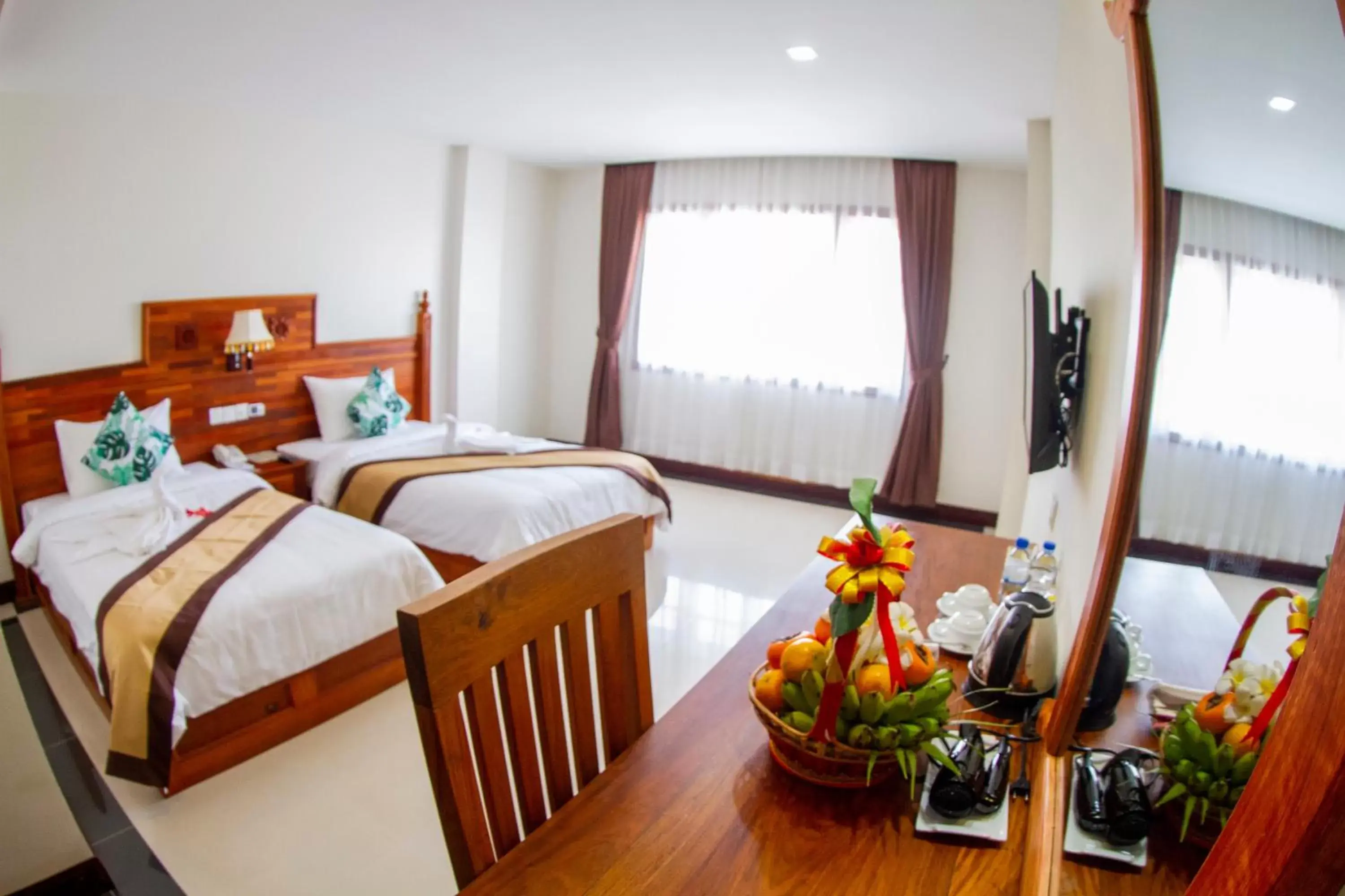 Superior Queen Room with Two Queen Beds in Kampong Thom Palace Hotel Superior Queen Room with Two Queen Beds in Kampong Thom Palace Hotel