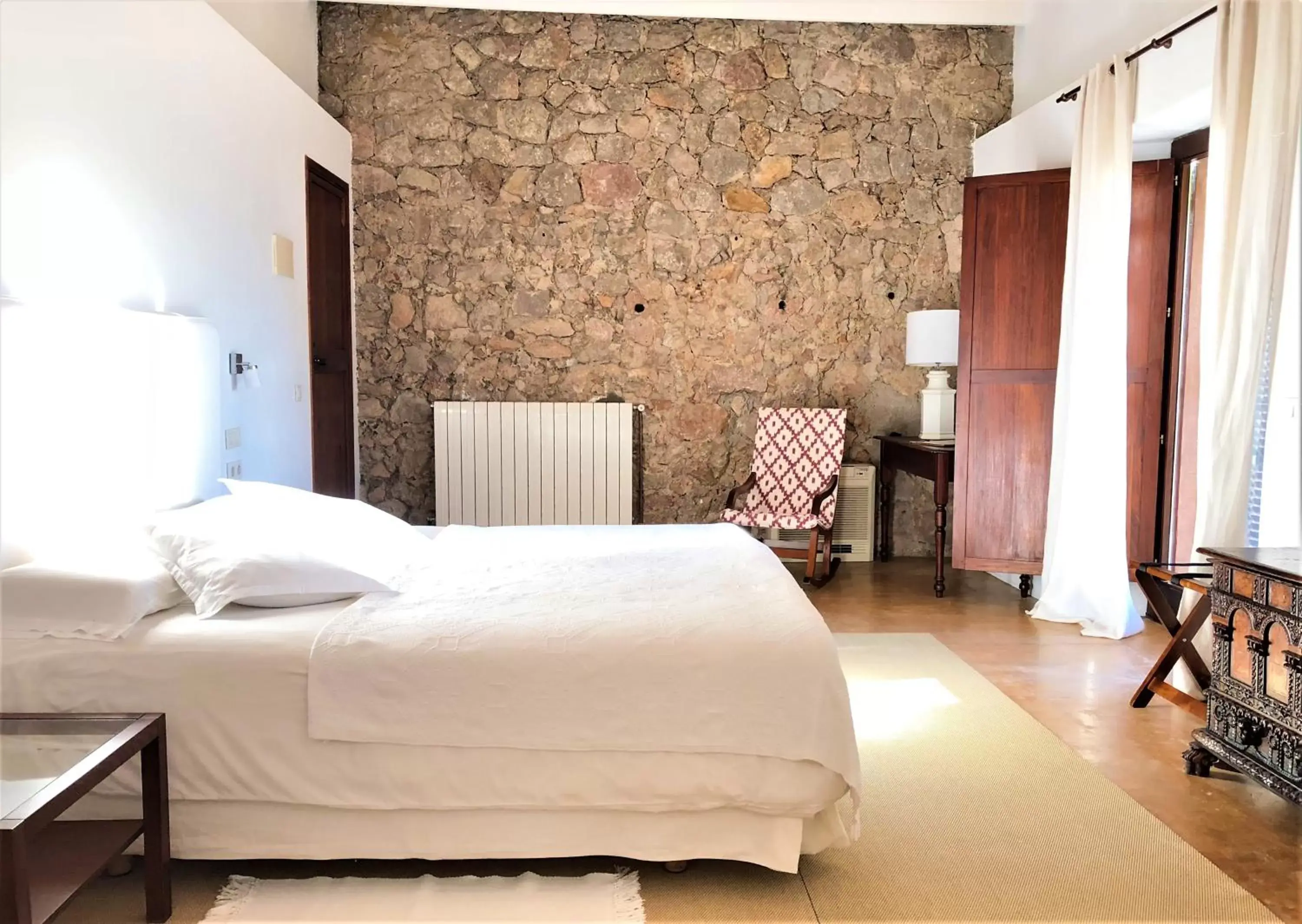 Superior Double or Twin Room with Terrace in Mirabó de Valldemossa Superior Double or Twin Room with Terrace in Mirabó de Valldemossa