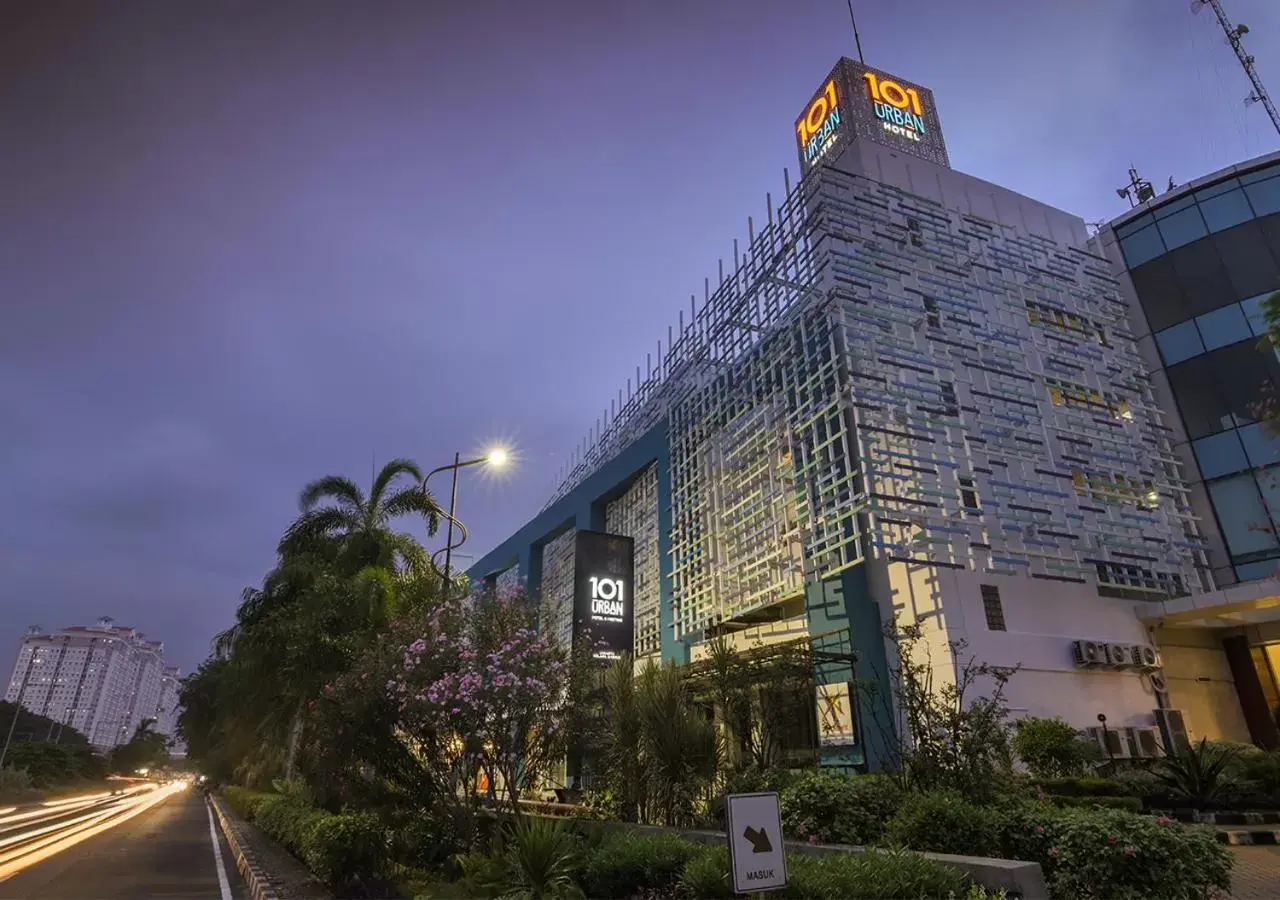 1O1 URBAN Jakarta Kelapa Gading 1O1 URBAN Jakarta Kelapa Gading