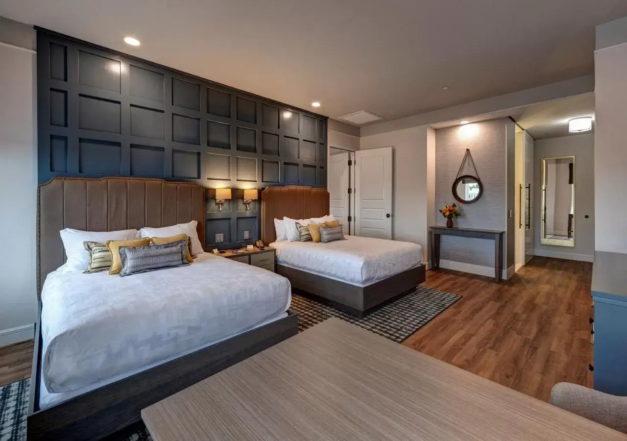 Executive Queen Room with Two Queen Beds in The Hotel Concord Executive Queen Room with Two Queen Beds in The Hotel Concord