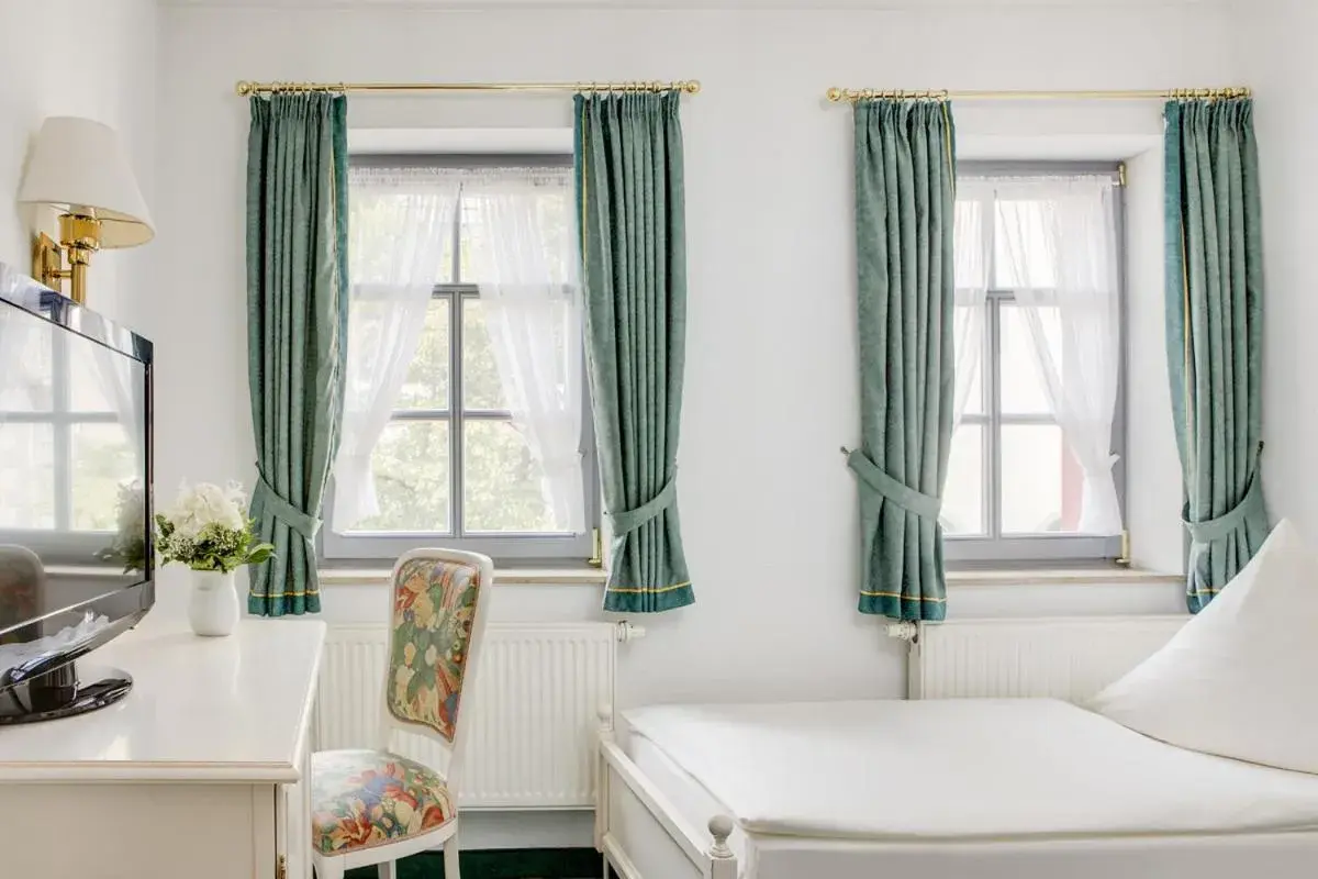 Economy Single Room in Hotel GARNI Residenz Am Markt Meißen Economy Single Room in Hotel GARNI Residenz Am Markt Meißen