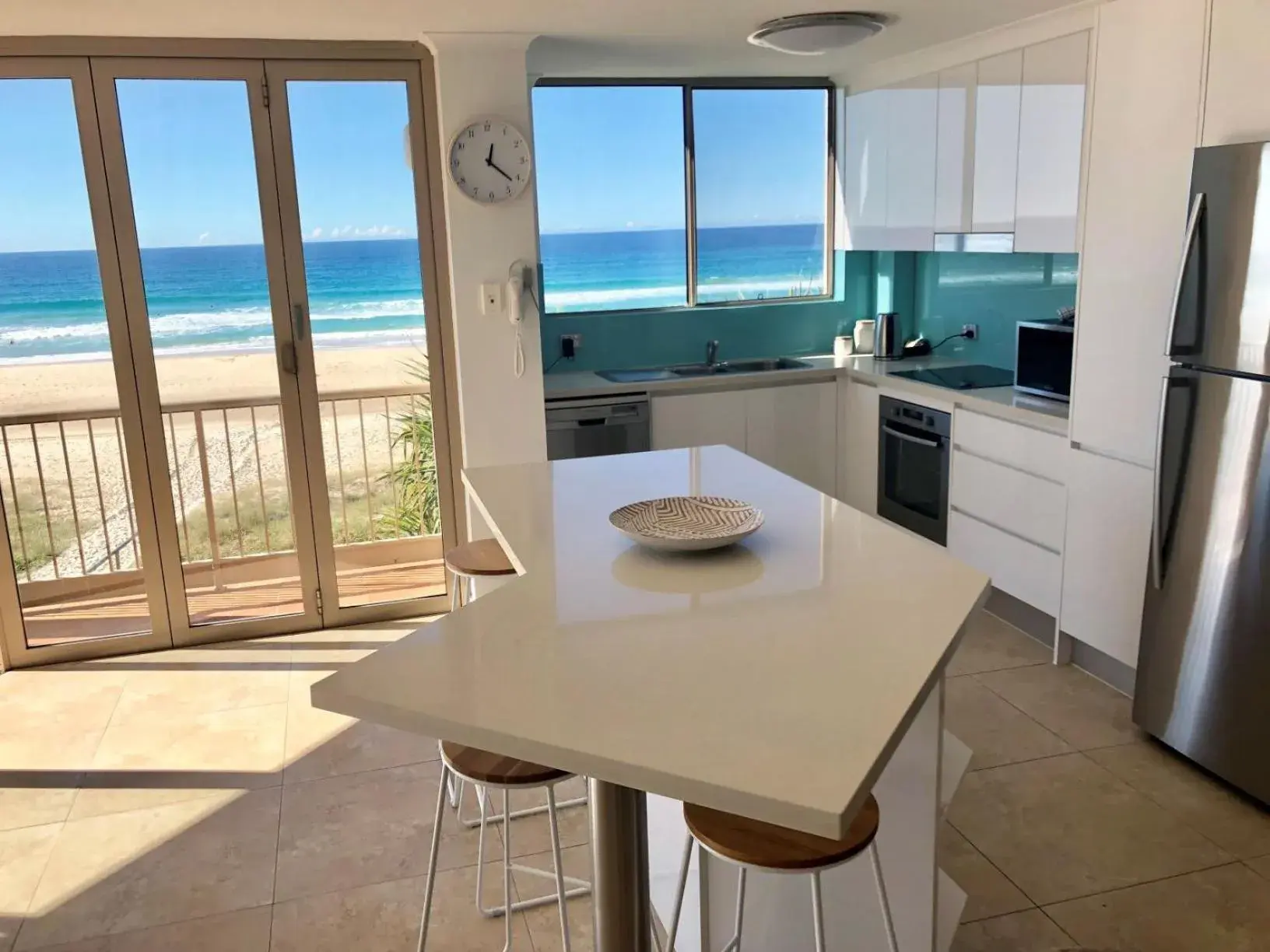 Three-Bedroom Apartment - Beachfront - Non Smoking in Sanctuary Beach Resort Three-Bedroom Apartment - Beachfront - Non Smoking in Sanctuary Beach Resort