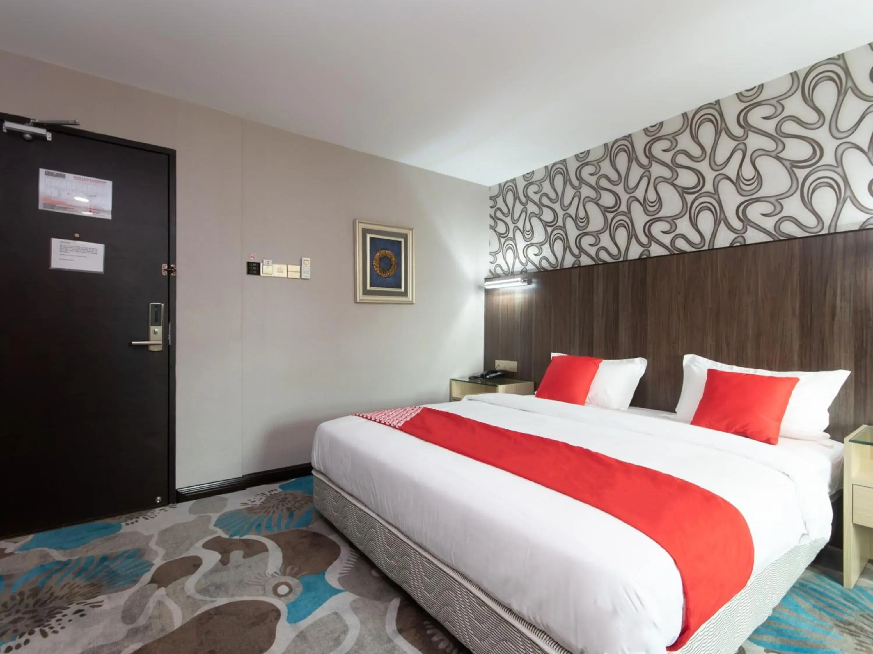 Premium King Room in OYO 89375 Regent Hotel Premium King Room in OYO 89375 Regent Hotel